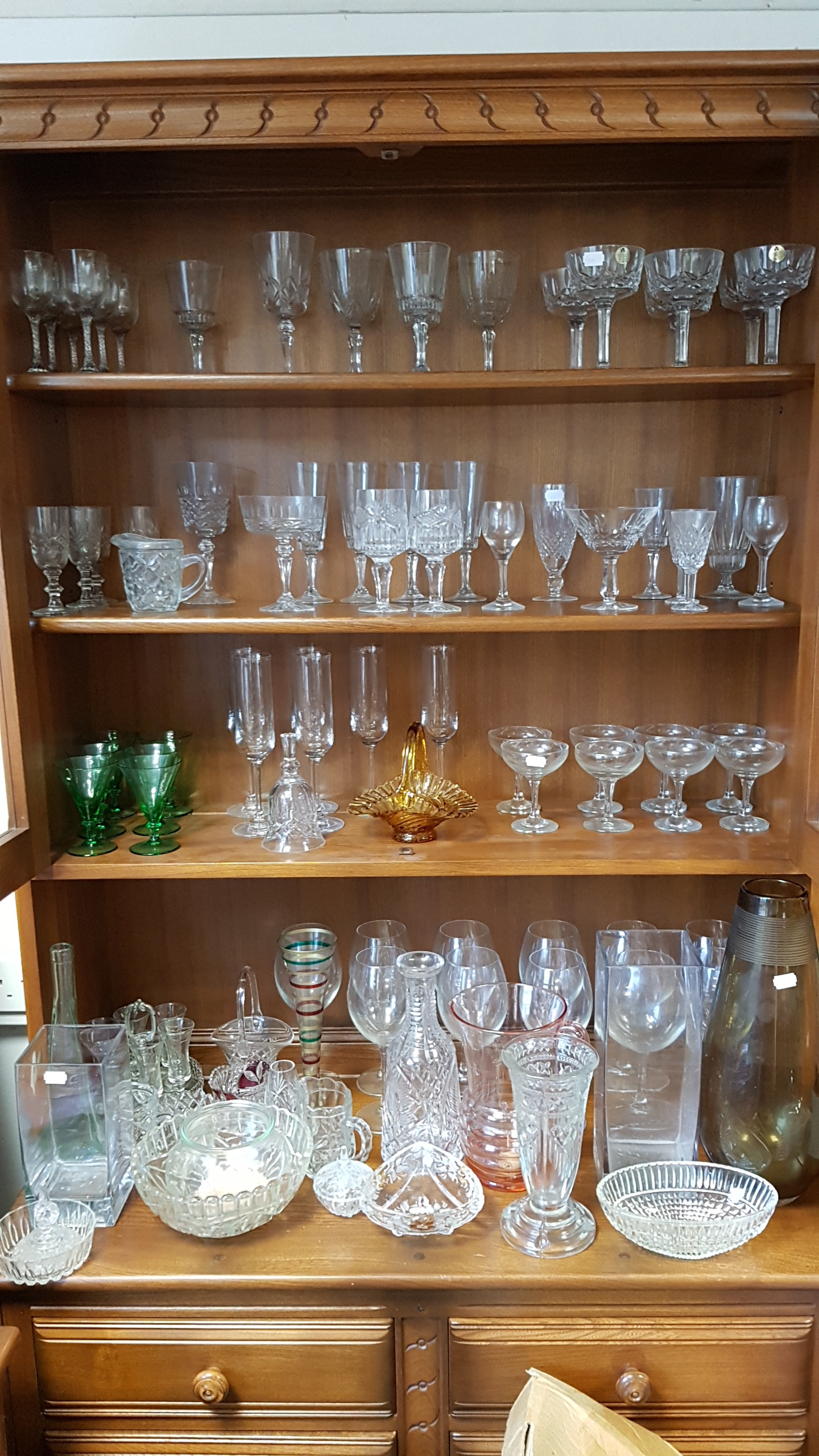 Various items of glassware. - Image 2 of 2