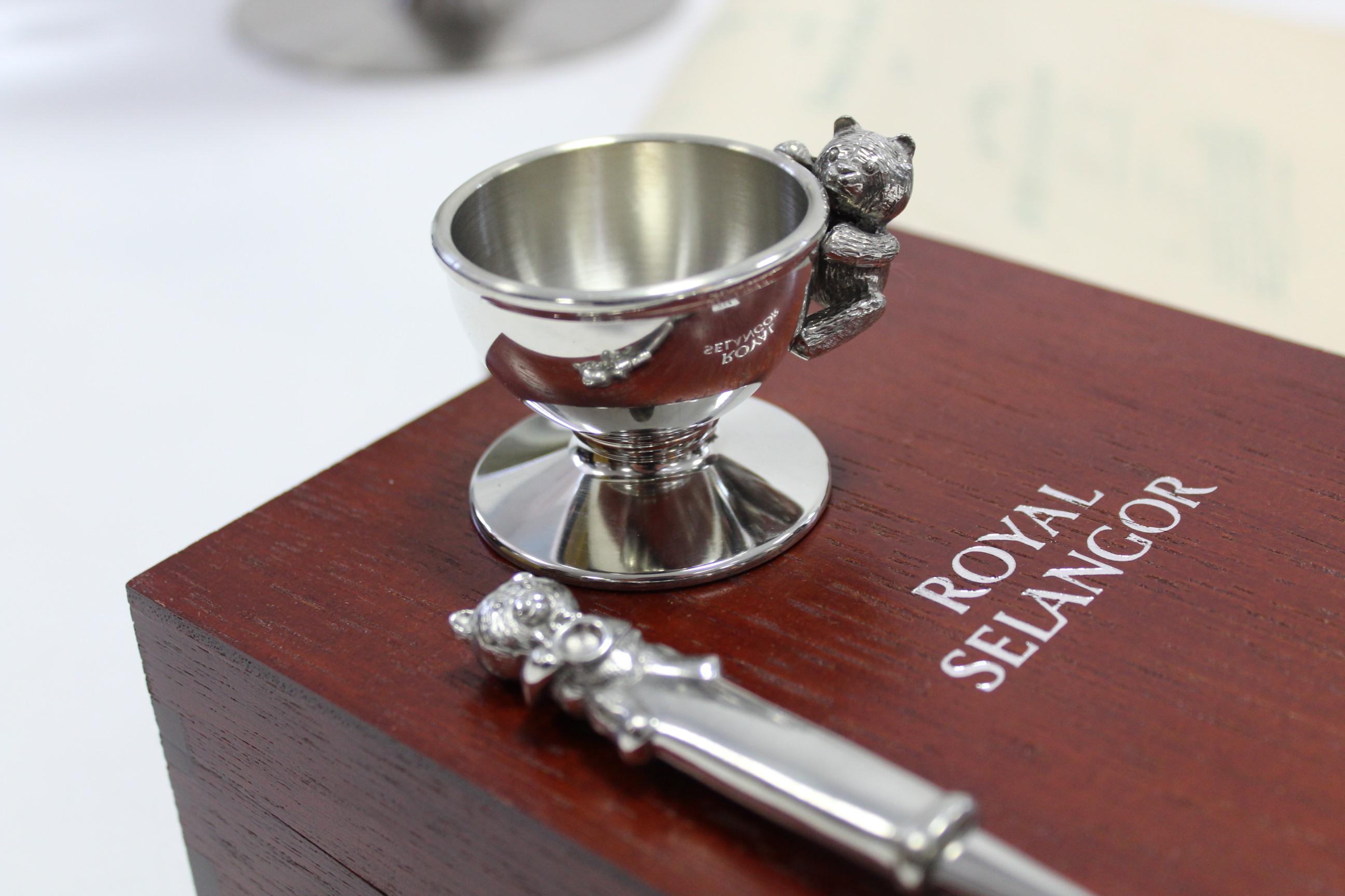 A Royal Selangor pewter child’s eggcup & spoon, cased, a modern terrestrial globe, & thirteen - Image 3 of 4