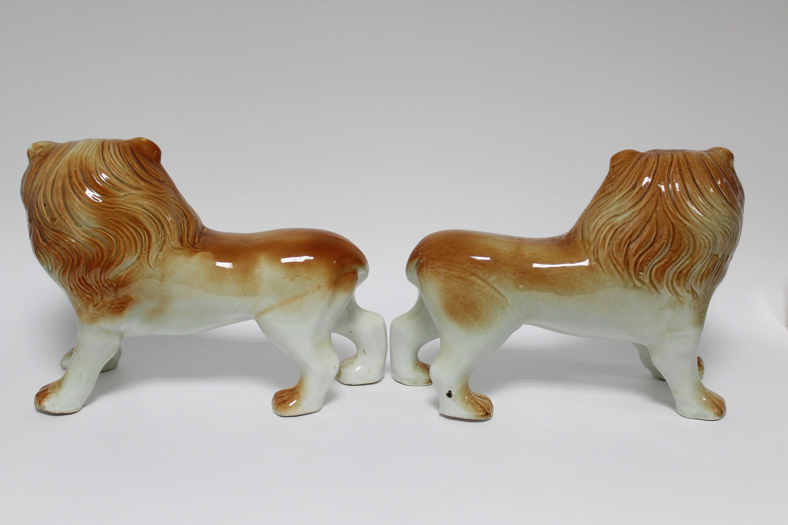 A pair of early 20th century Sadler Pottery large standing models of roaring lions with inset - Image 3 of 4