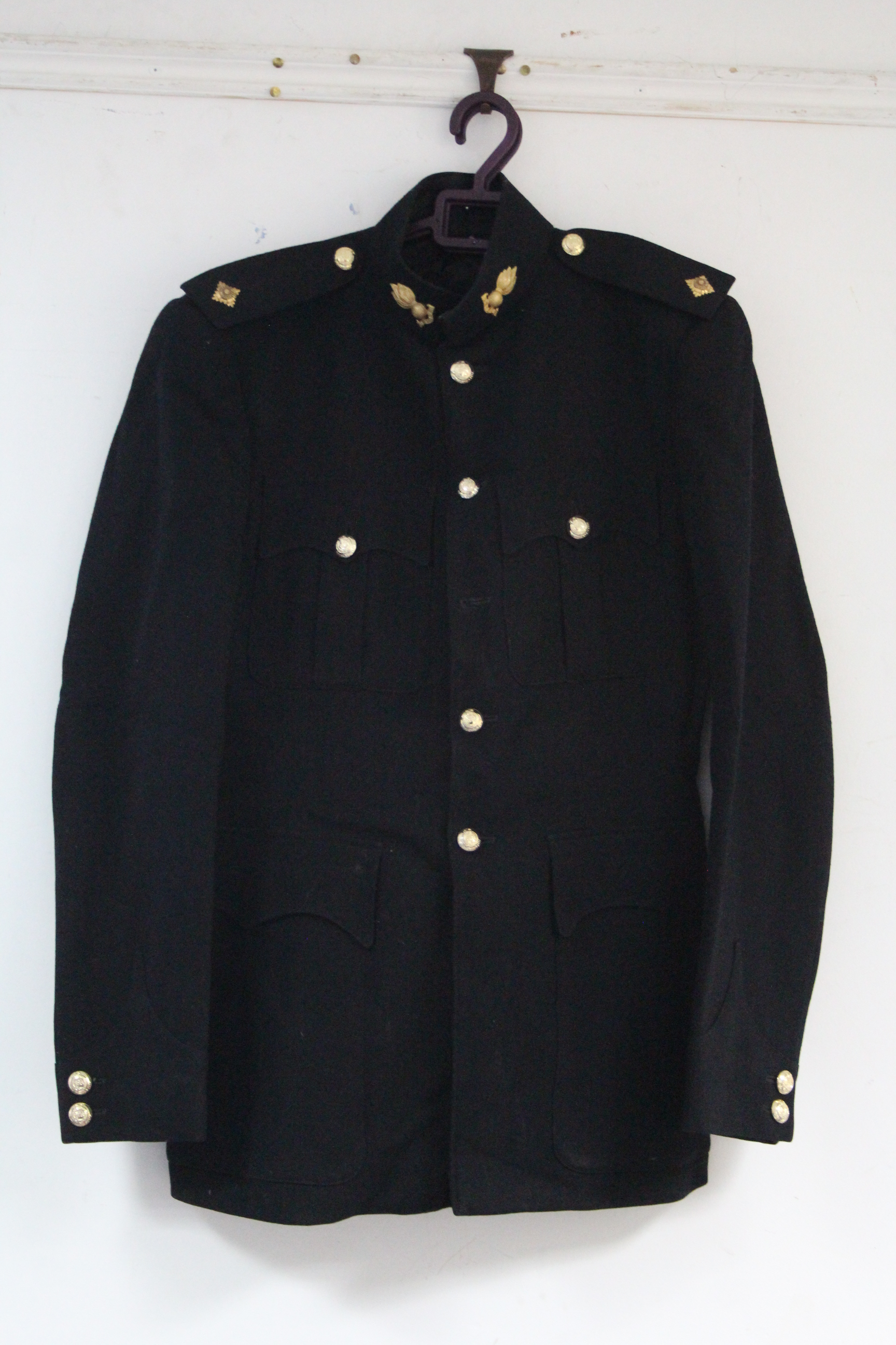 A Royal Engineers dress uniform. - Image 4 of 7