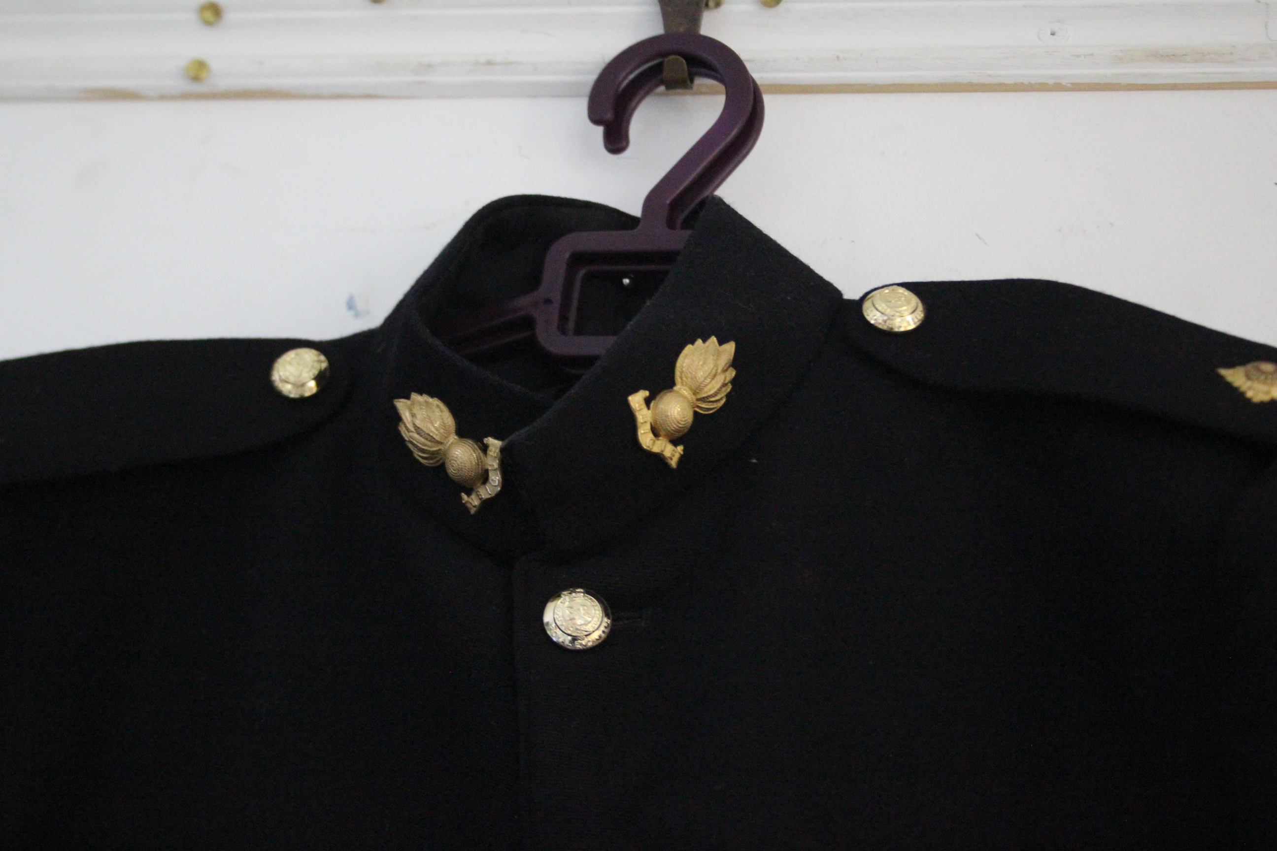 A Royal Engineers dress uniform. - Image 5 of 7