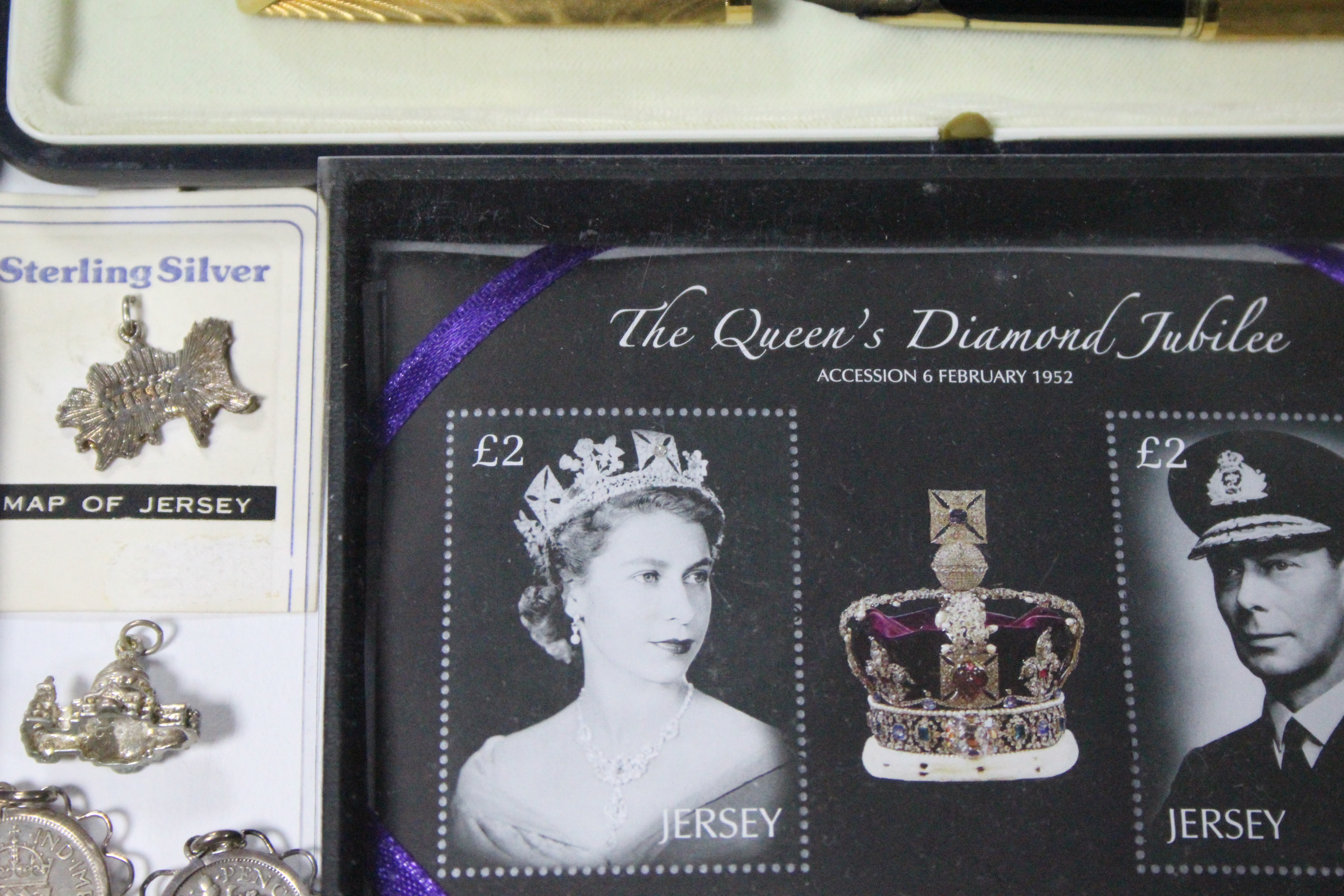 Five modern silver proof commemorative crowns & other coins; various other commemorative crowns & - Image 4 of 7