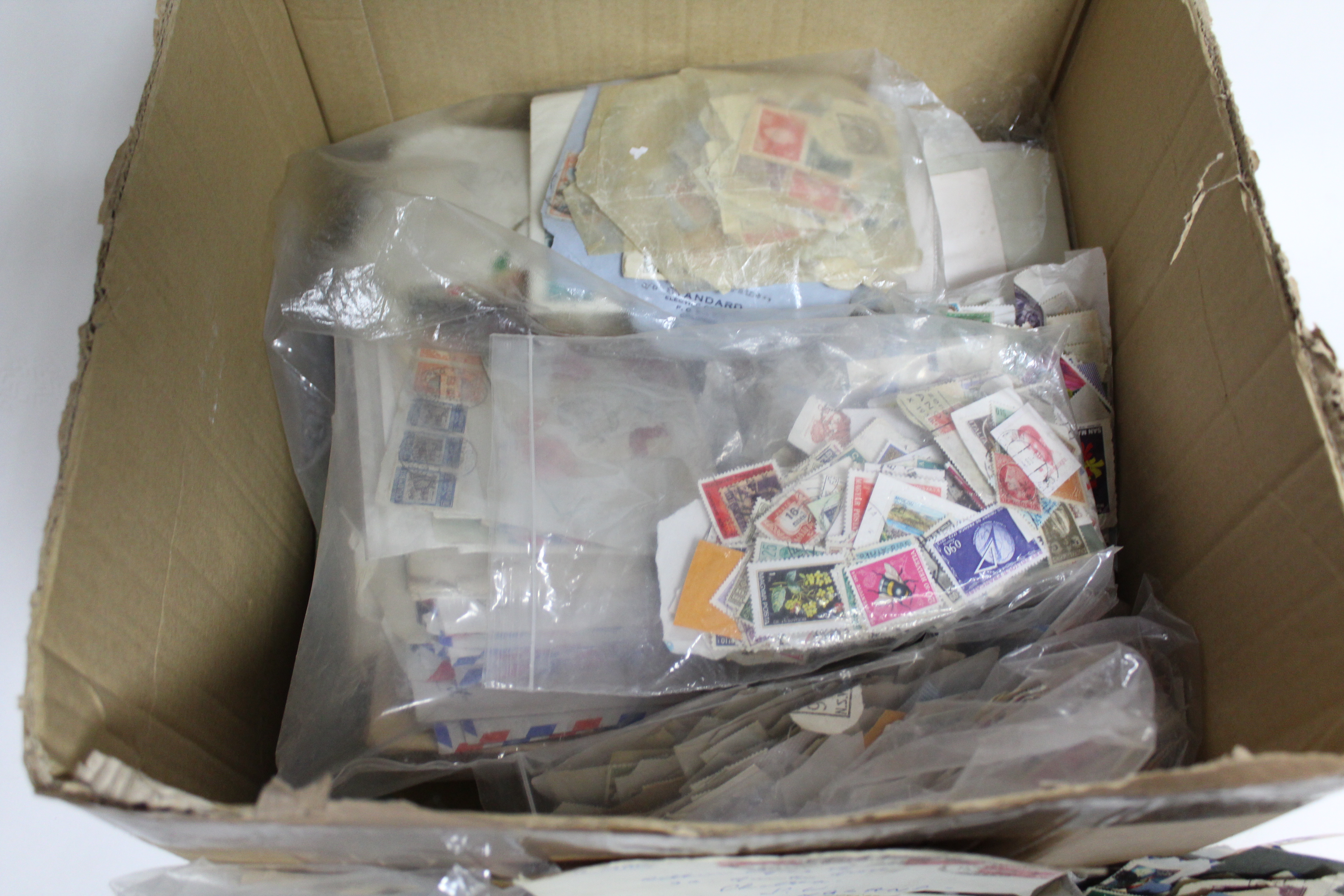 A large quantity of mostly foreign & some Commonwealth stamps, covers, etc., the majority loose, - Image 2 of 2