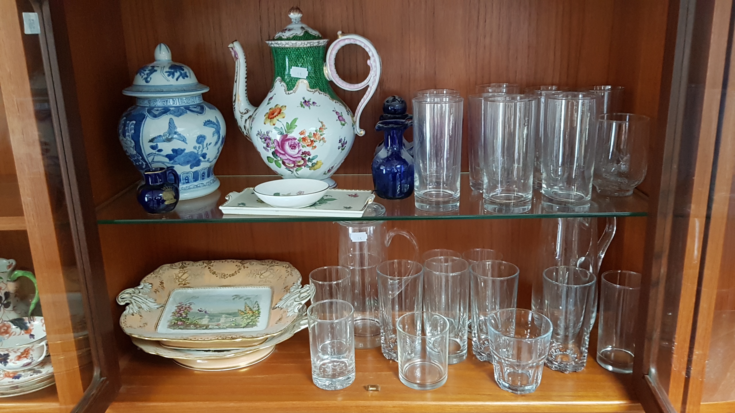 Various items of decorative china, pottery & glassware, part w.a.f.