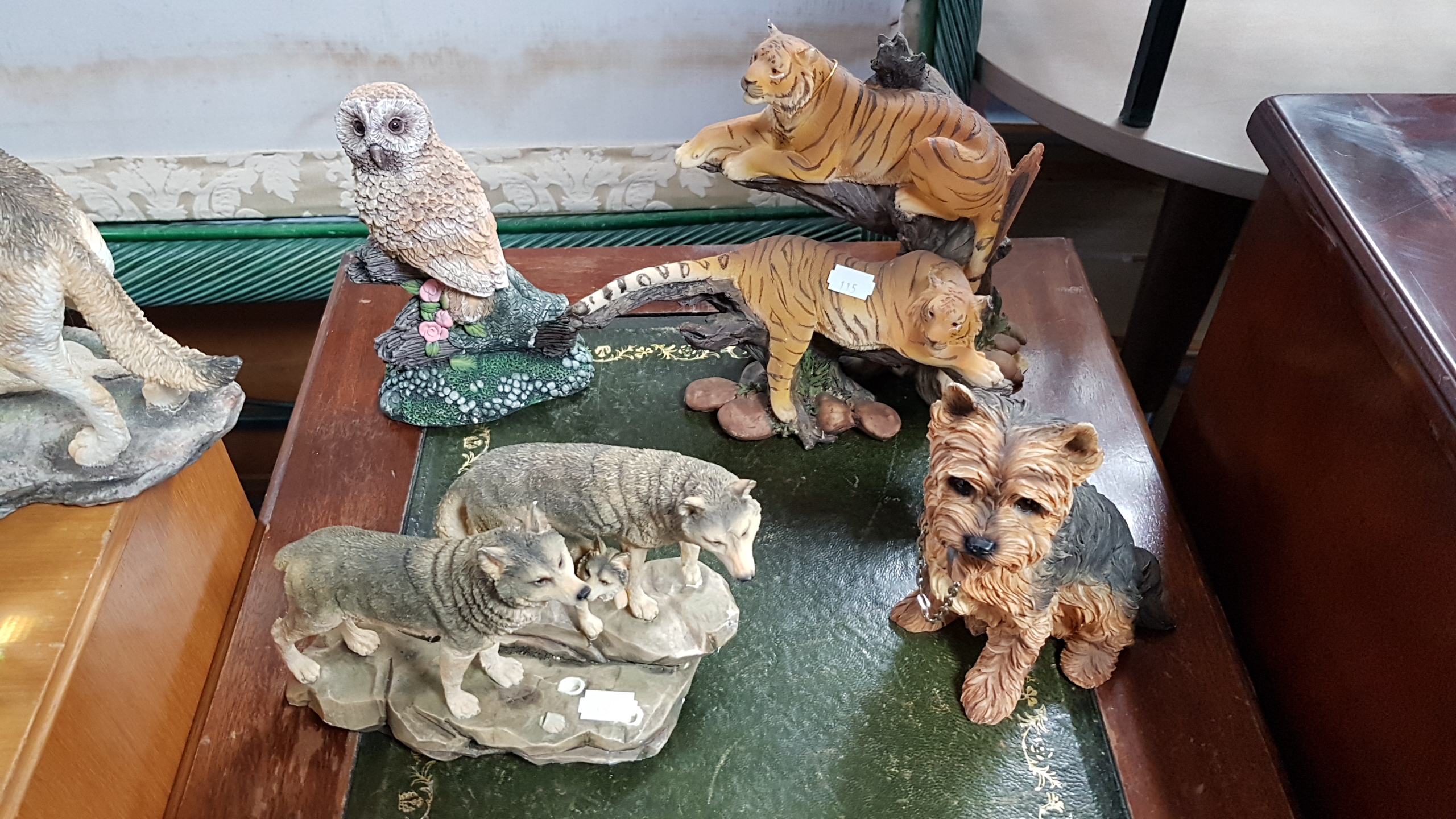 Various animal ornaments; glass paperweights, etc. - Image 2 of 2