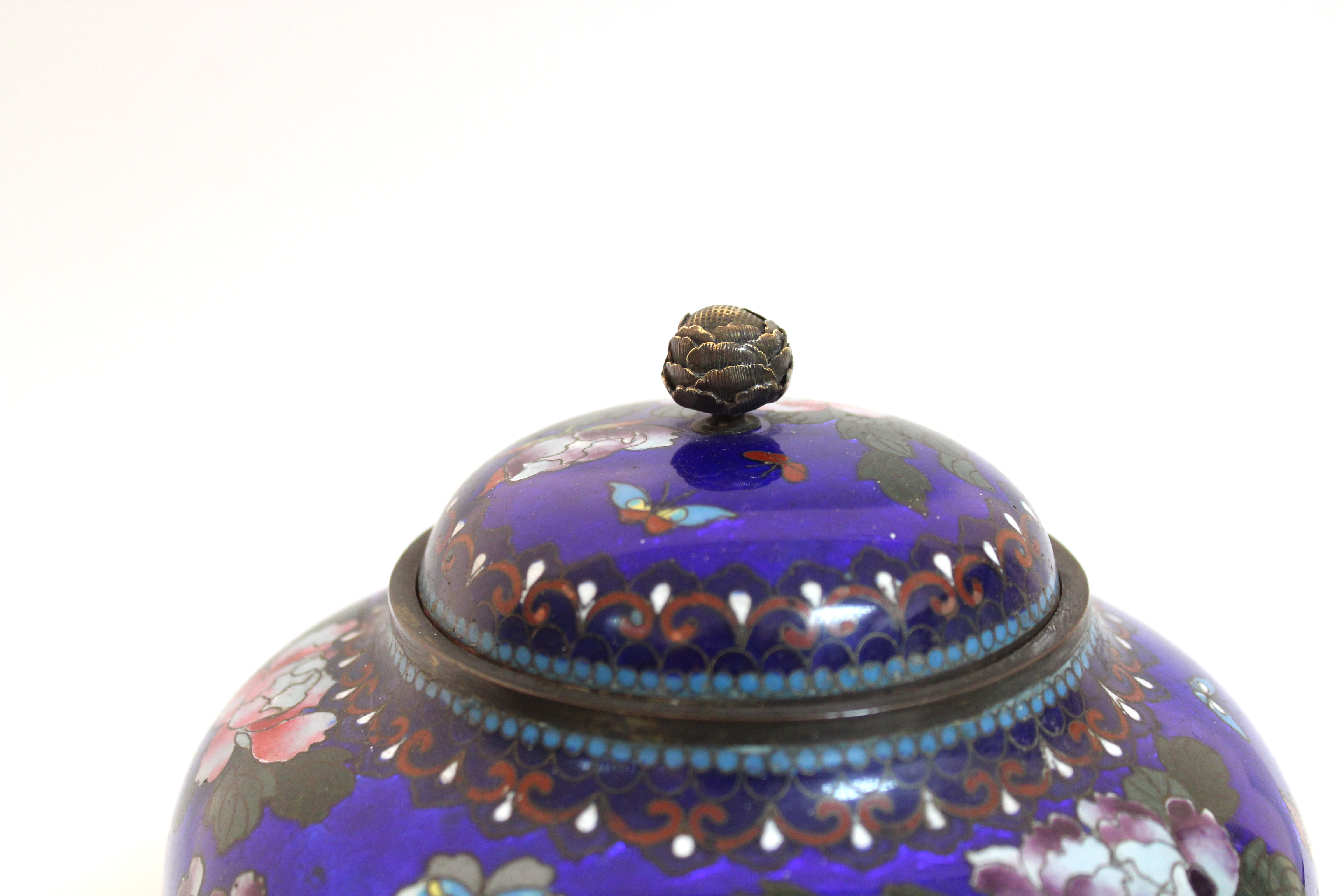 A late 19th century Chinese cloisonné squat round vase & cover with all-over decoration of flowers & - Image 5 of 8