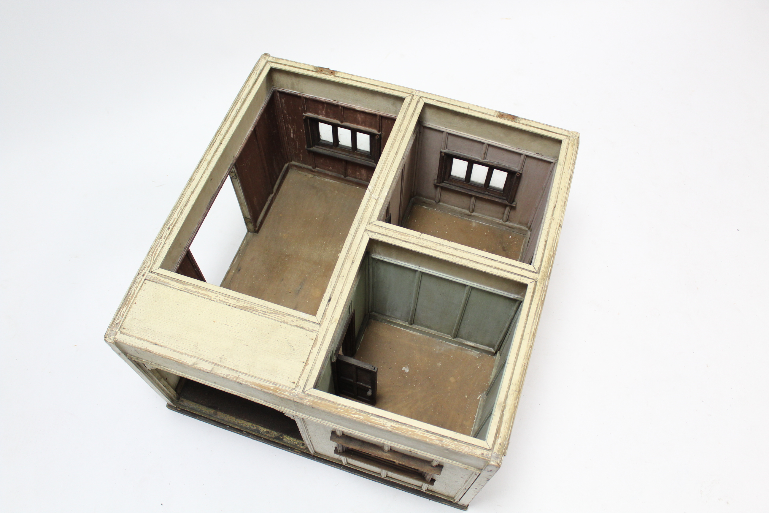 A painted wooden dolls model of a country Inn, 27” wide x 29½” high x 29” deep. - Image 2 of 5