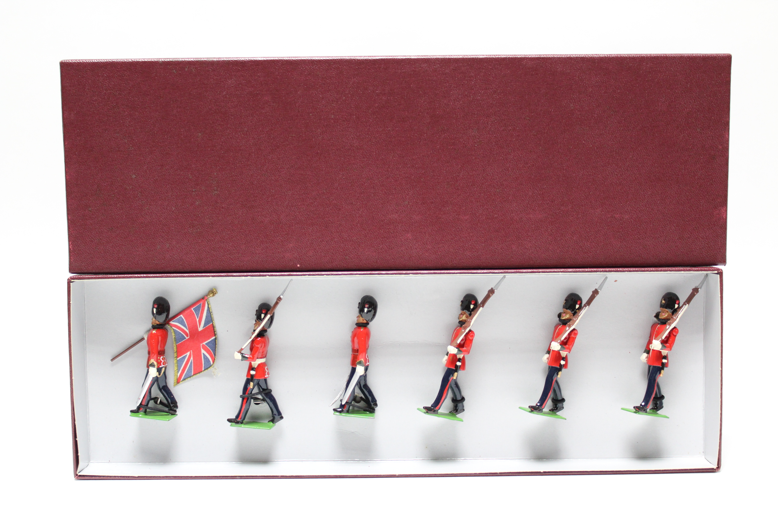 A set of Britains painted lead figures “Green Howards”, boxed.