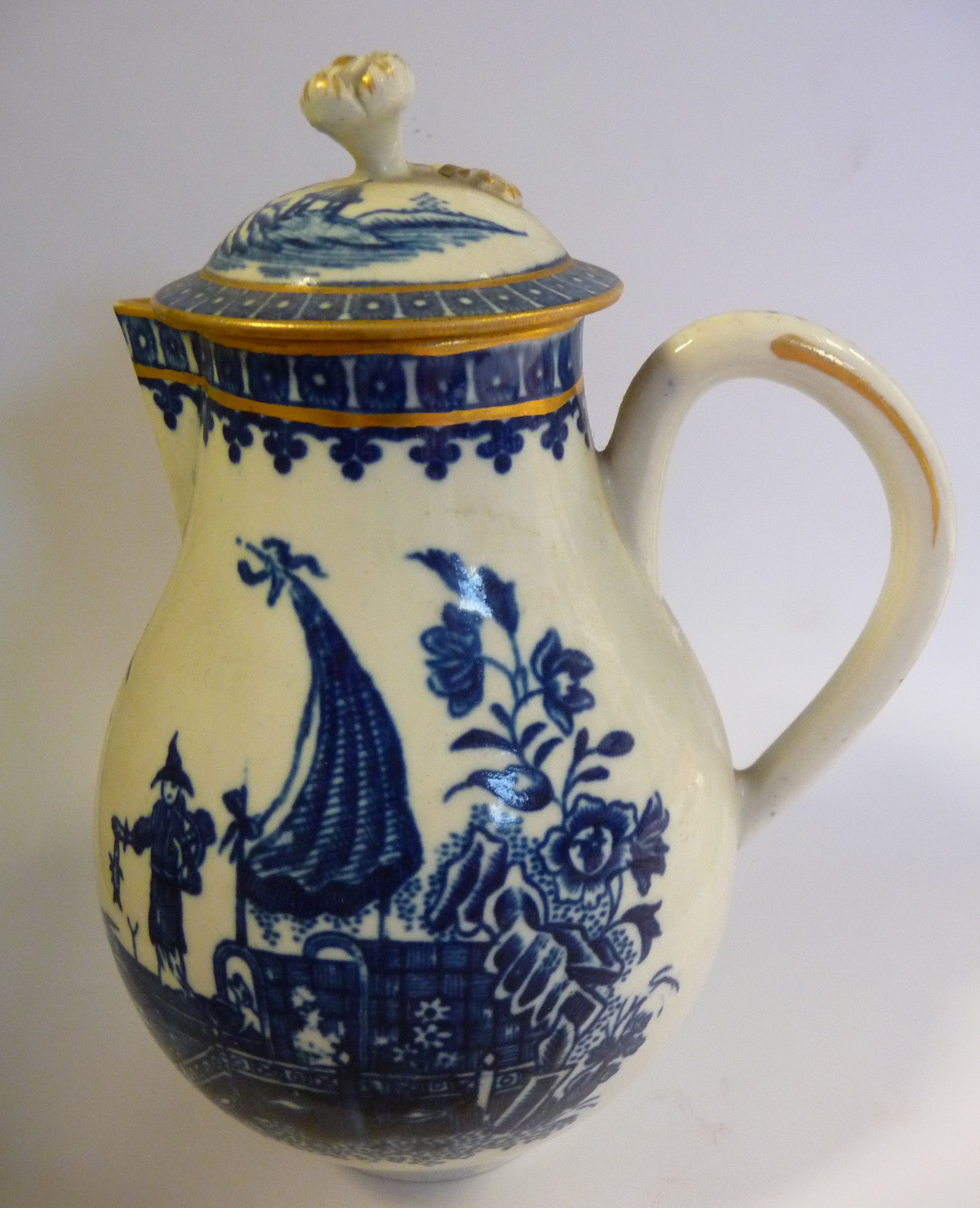 A late 18thC Dr Wall period Worcester porcelain ovoid shaped, sparrow beak jug and lid,