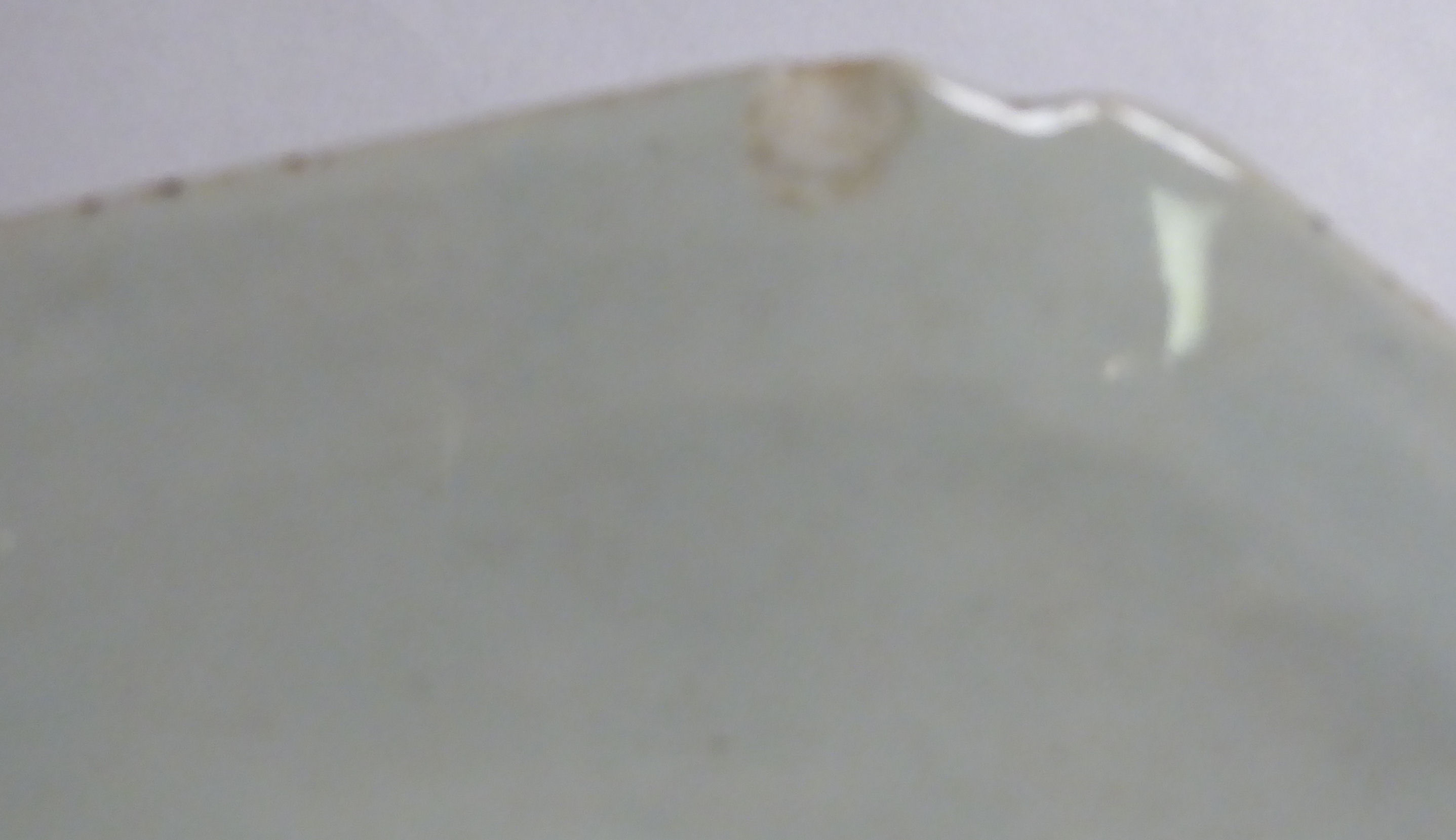 A late 18th/early 19thC Chinese porcelain dish of elongated, octagonal form, - Image 3 of 3