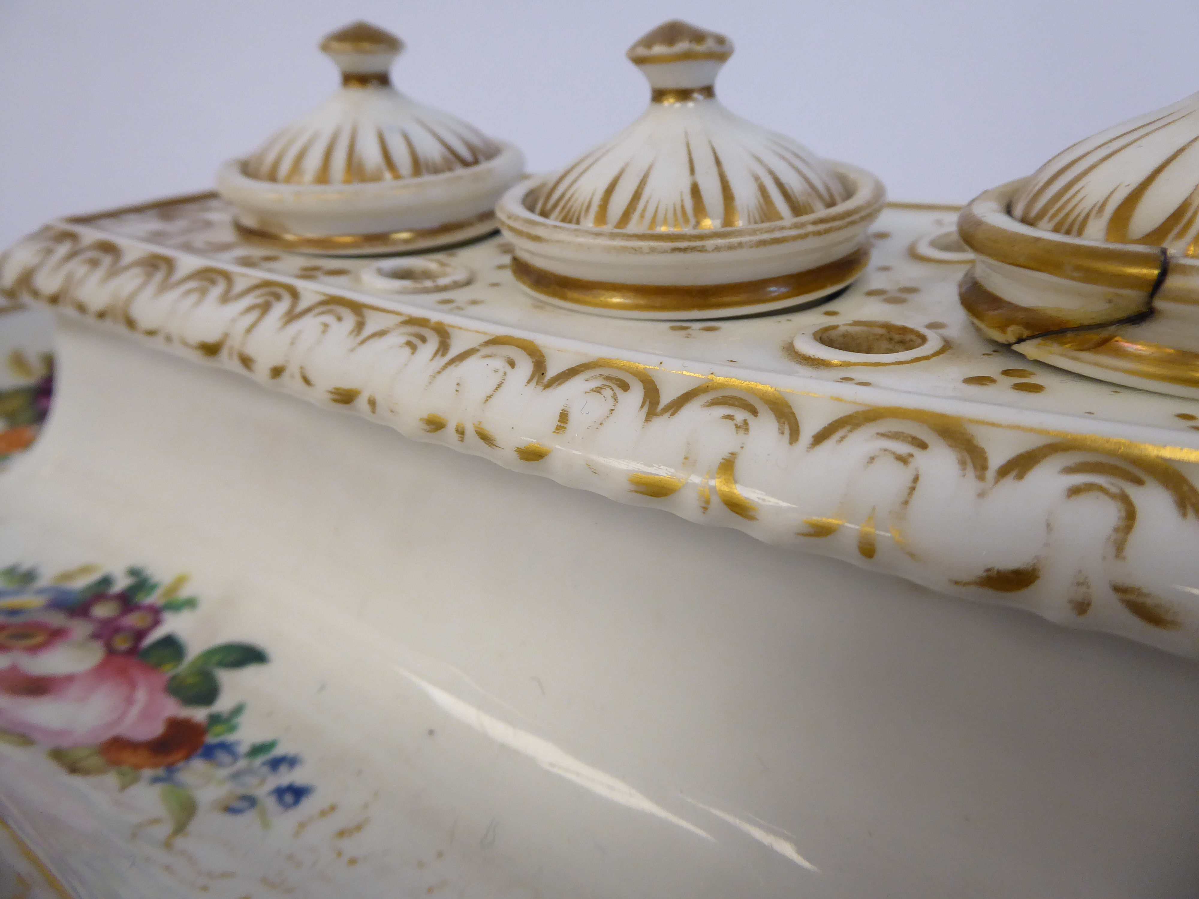 A G Granger Royal China Works Worcester inkstand of tray design, decorated with flora, - Image 7 of 11