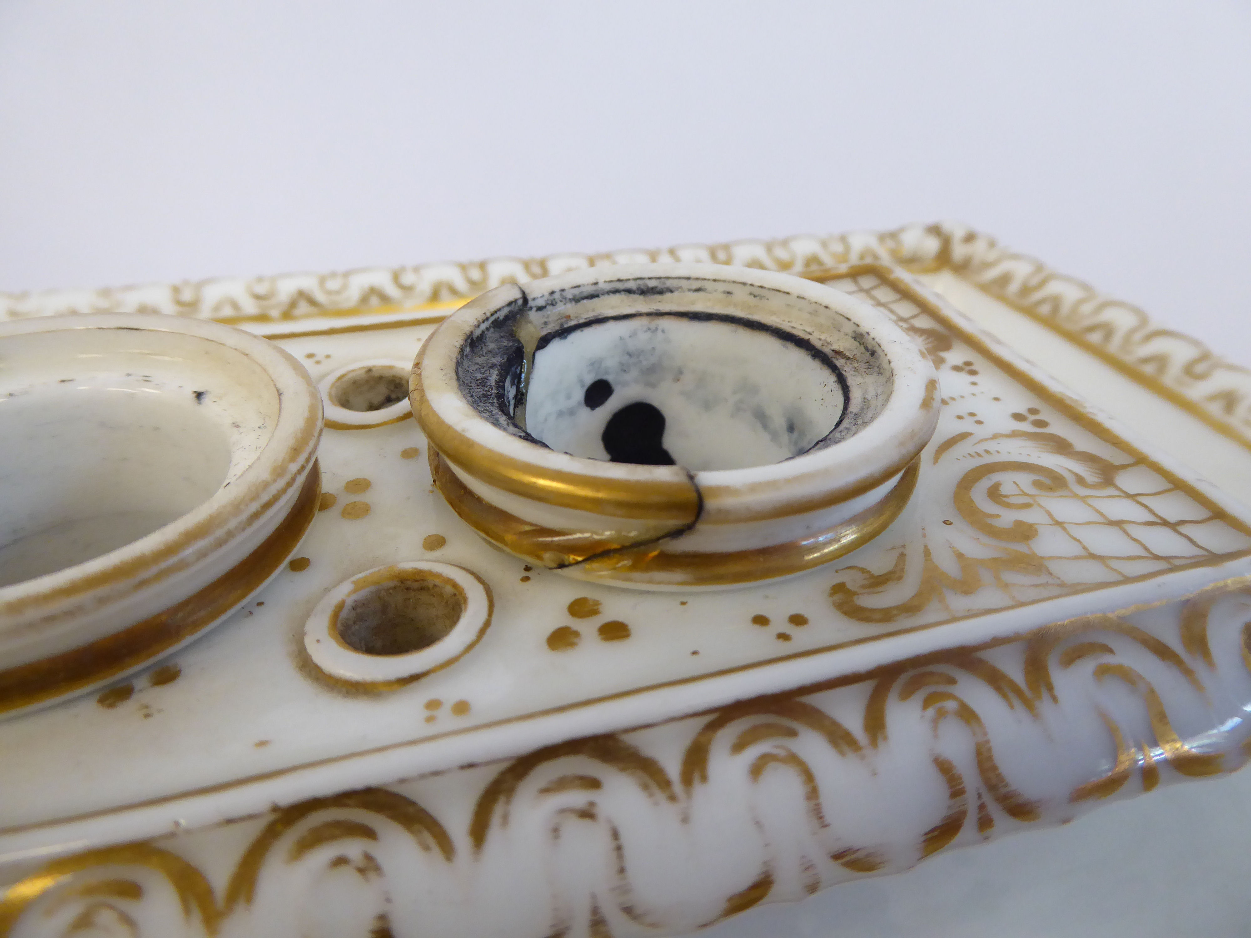 A G Granger Royal China Works Worcester inkstand of tray design, decorated with flora, - Image 4 of 11