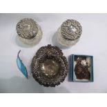 Silver and white metal collectables: to include a Norwegian enamelled brooch,