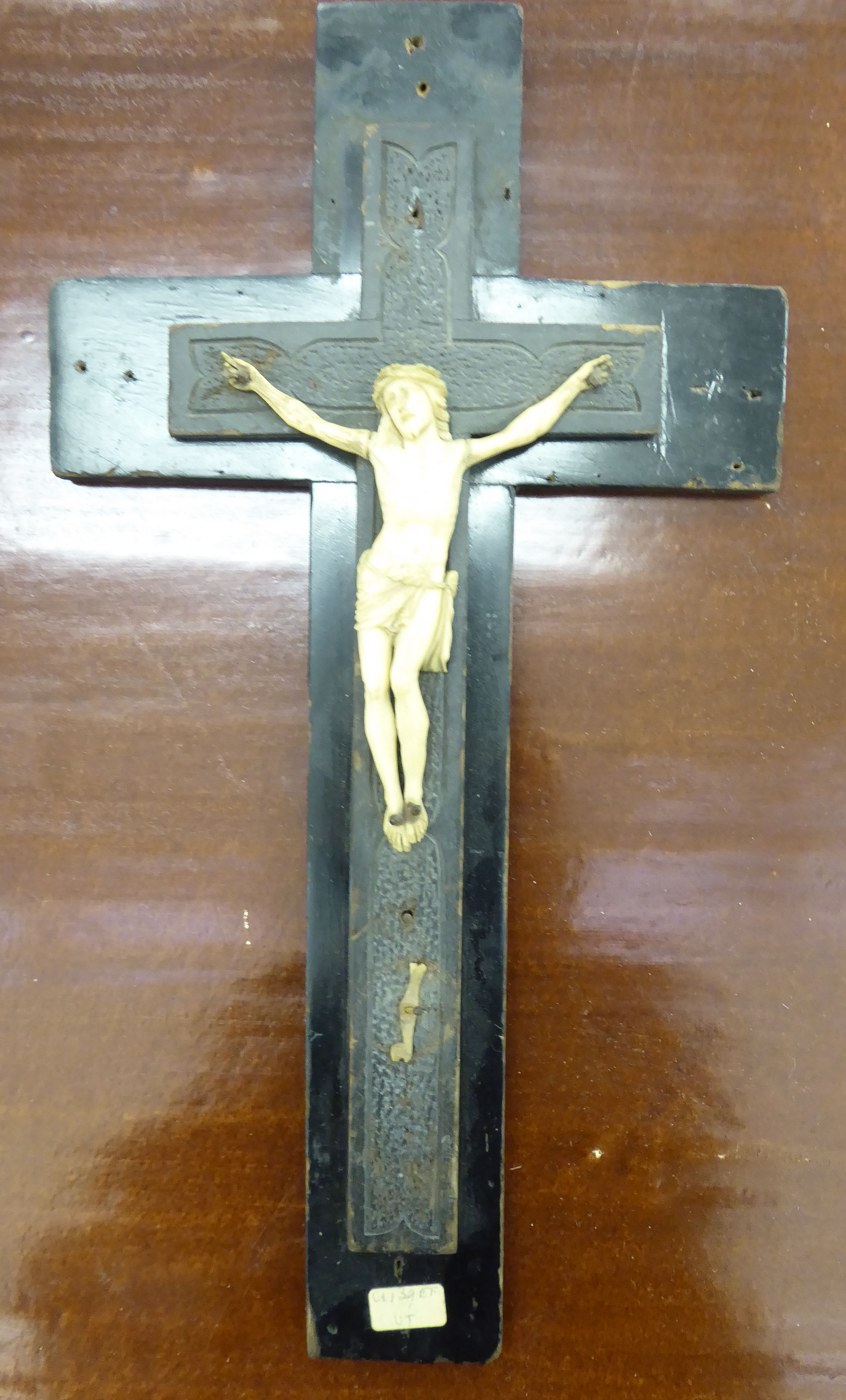 A late 19thC Continental crucifix with a carved ivory Corpus Christi 12''L OS3