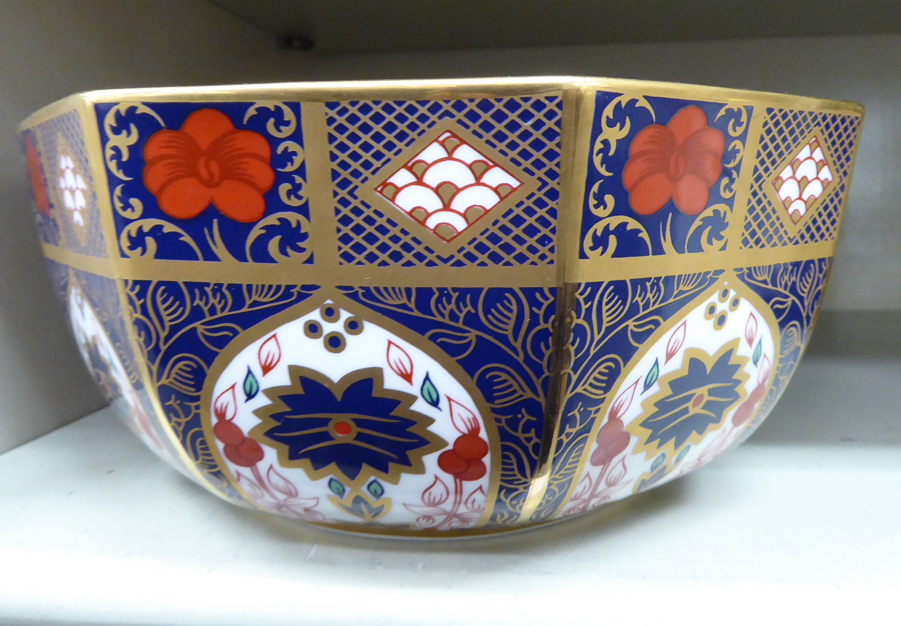 A Royal Crown Derby style china fruit bowl of octagonal form,