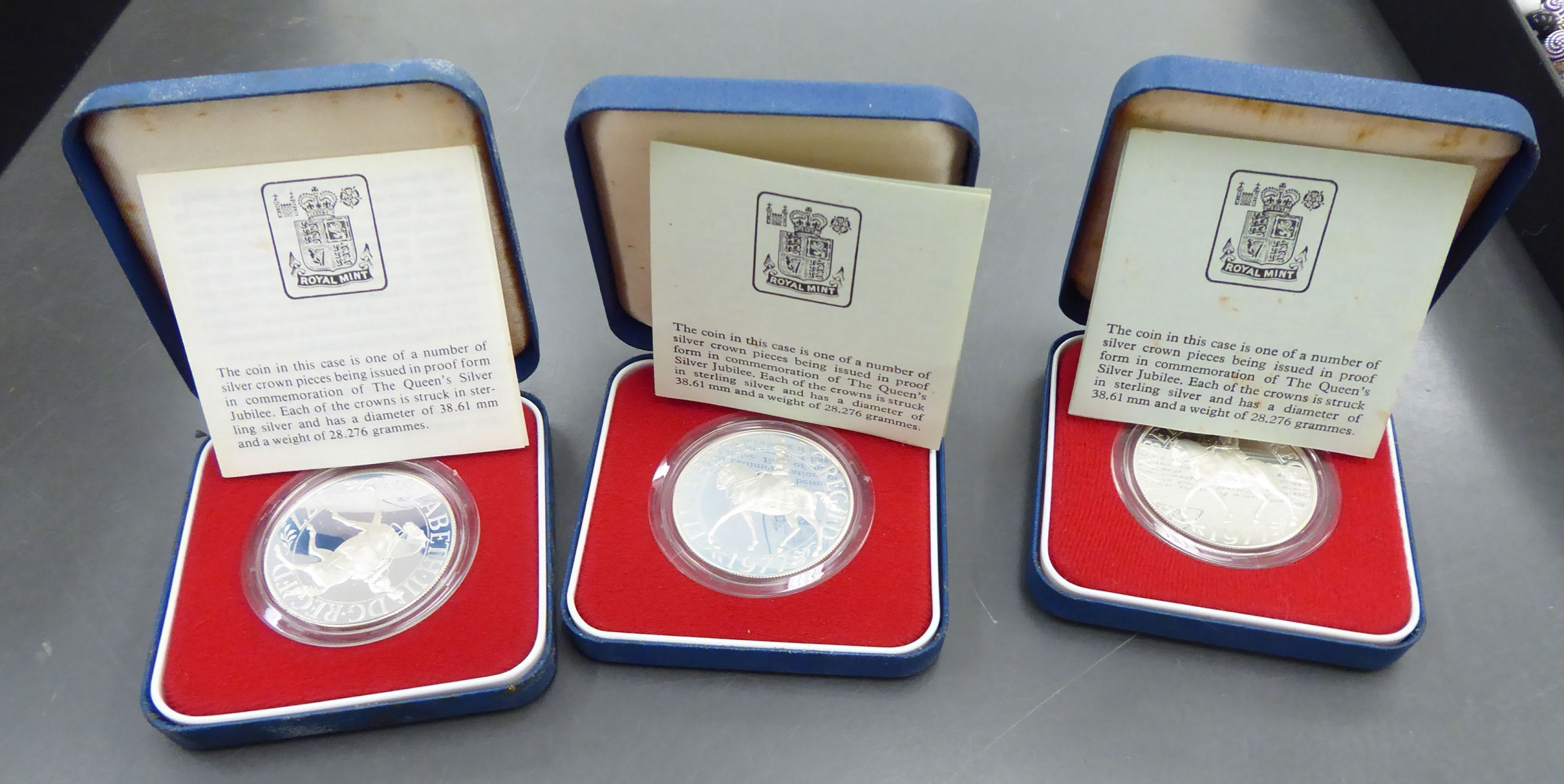 Uncollated Royal Mint and other commemorative crowns CS - Image 3 of 4