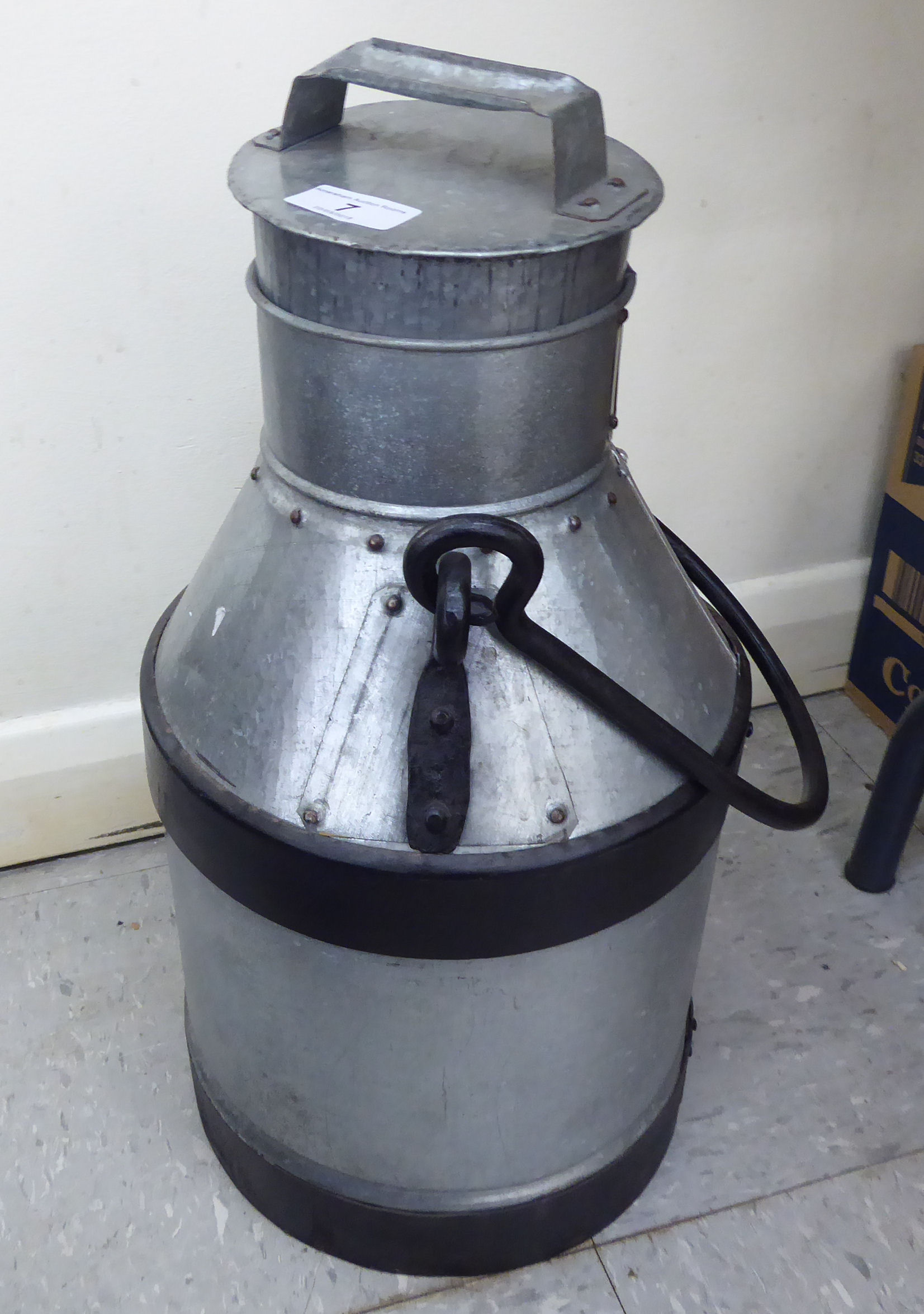 A modern 15 ltr aluminium milk churn with a swing handle 18''h SL