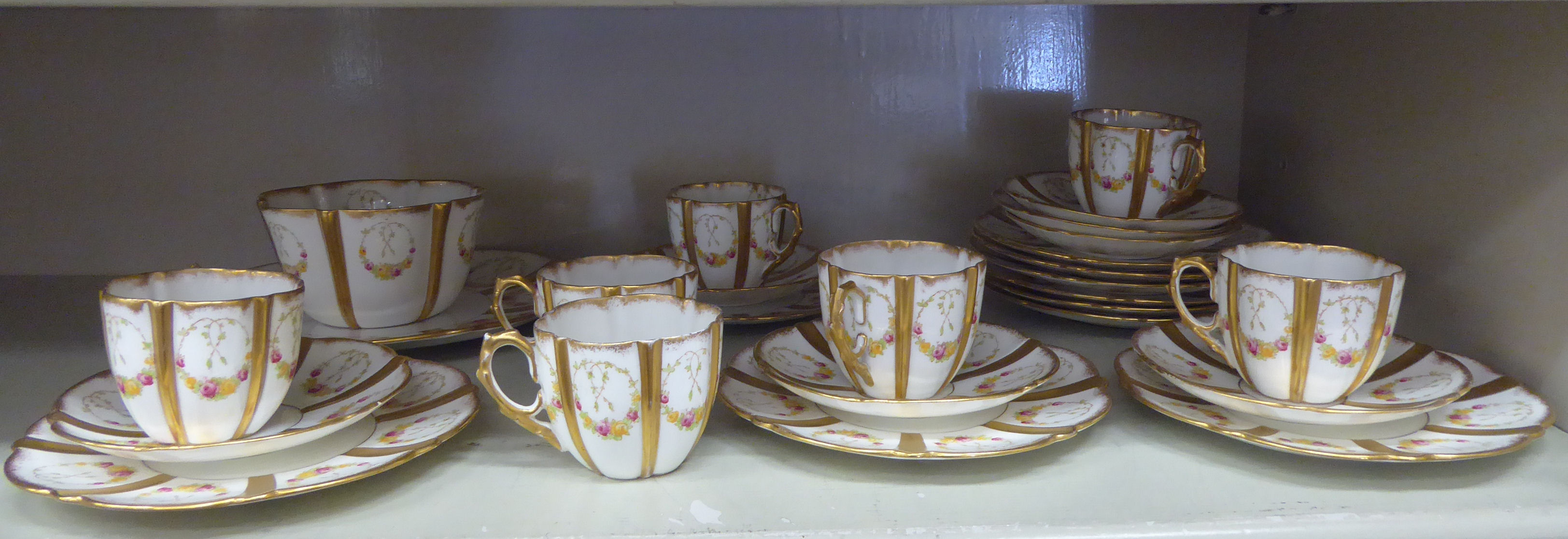 Early 20thC Aynsley china teaware,