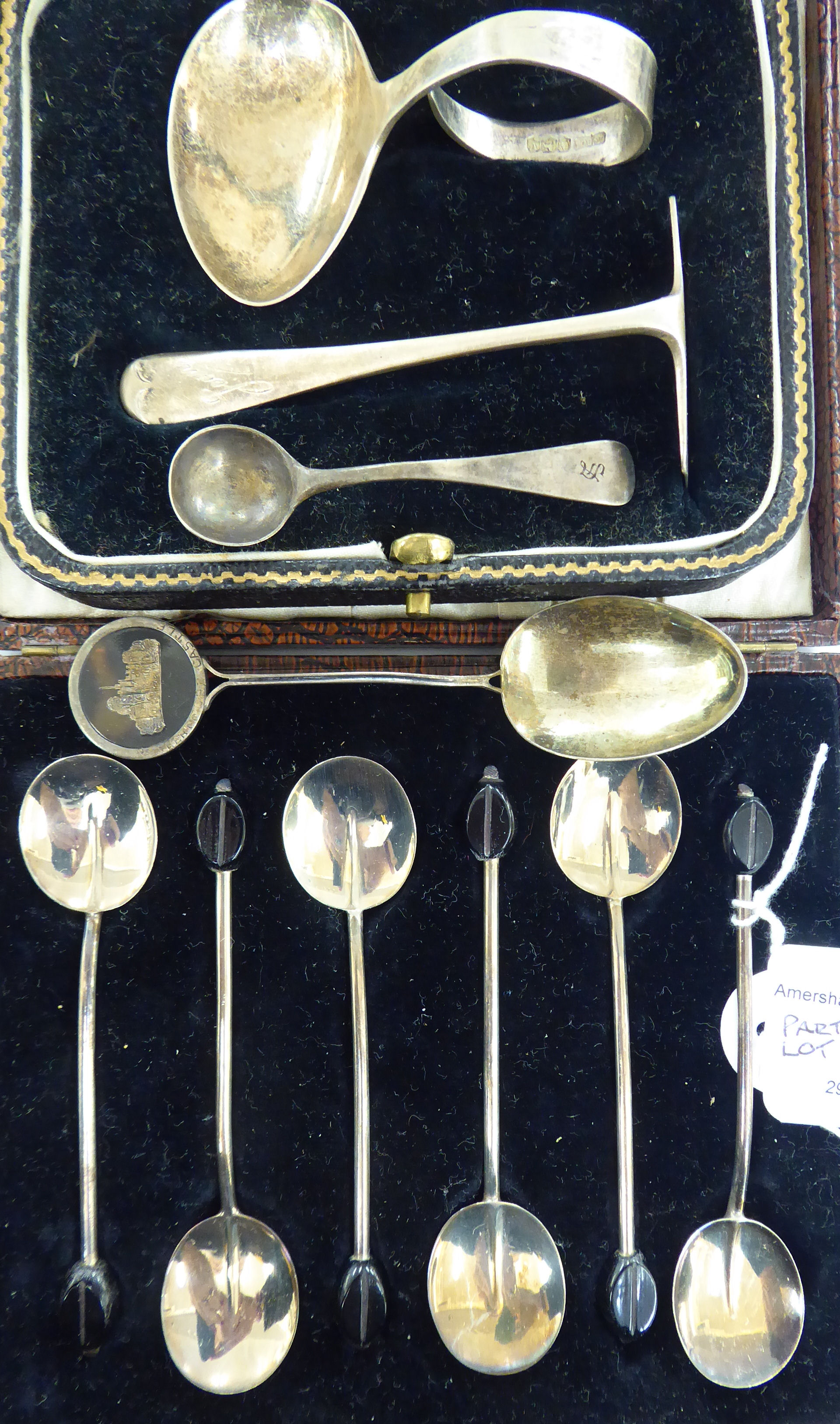 Silver flatware, viz.