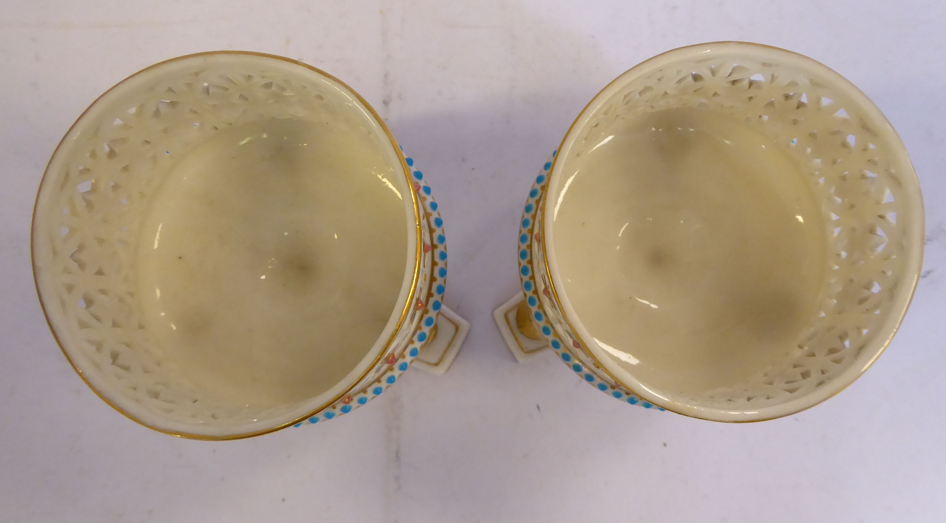 A pair of late 19thC Graingers Worcester ivory glazed and gilded porcelain, - Image 4 of 10