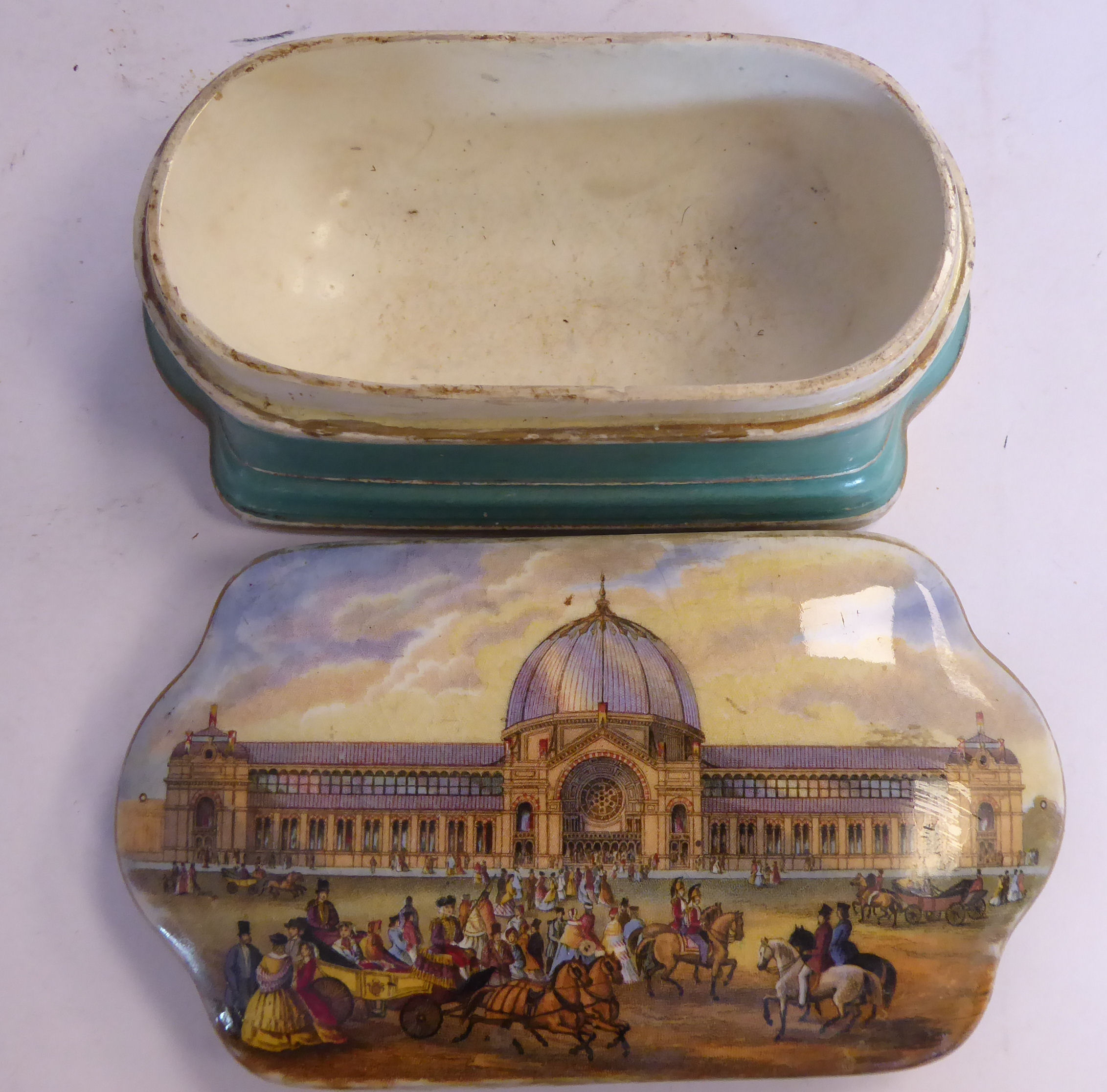 A Prattware pot of elongated box design, the lid featuring 'Alexandra Palace 1873' 5. - Image 8 of 8