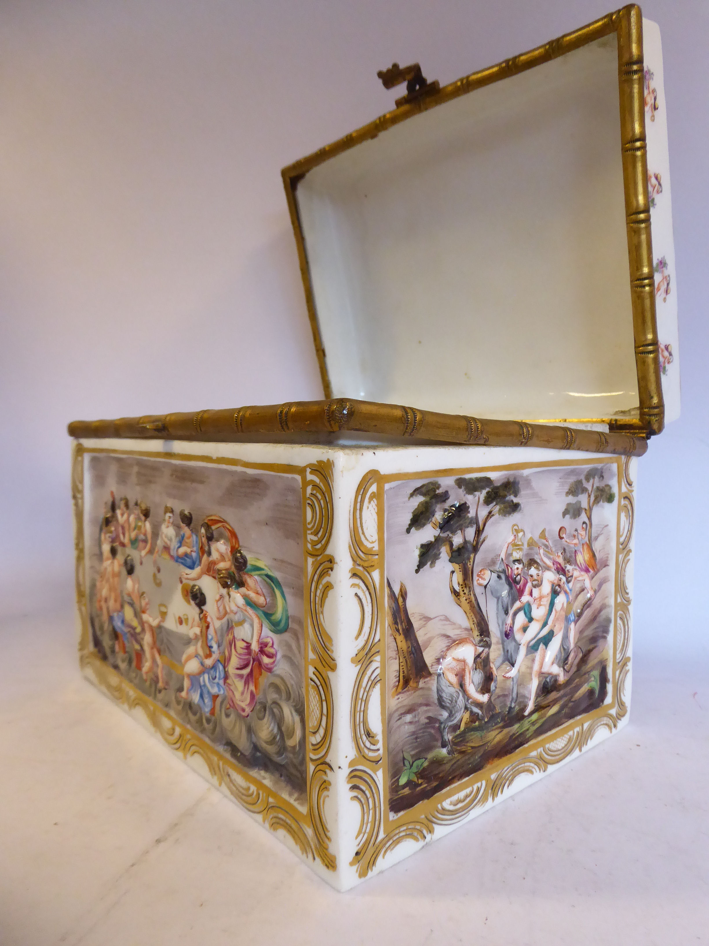 An early 20thC Naples gilded ivory glazed porcelain box, having straight sides, applied faux bamboo, - Image 4 of 12