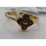 A 9ct gold citrine set ring 11