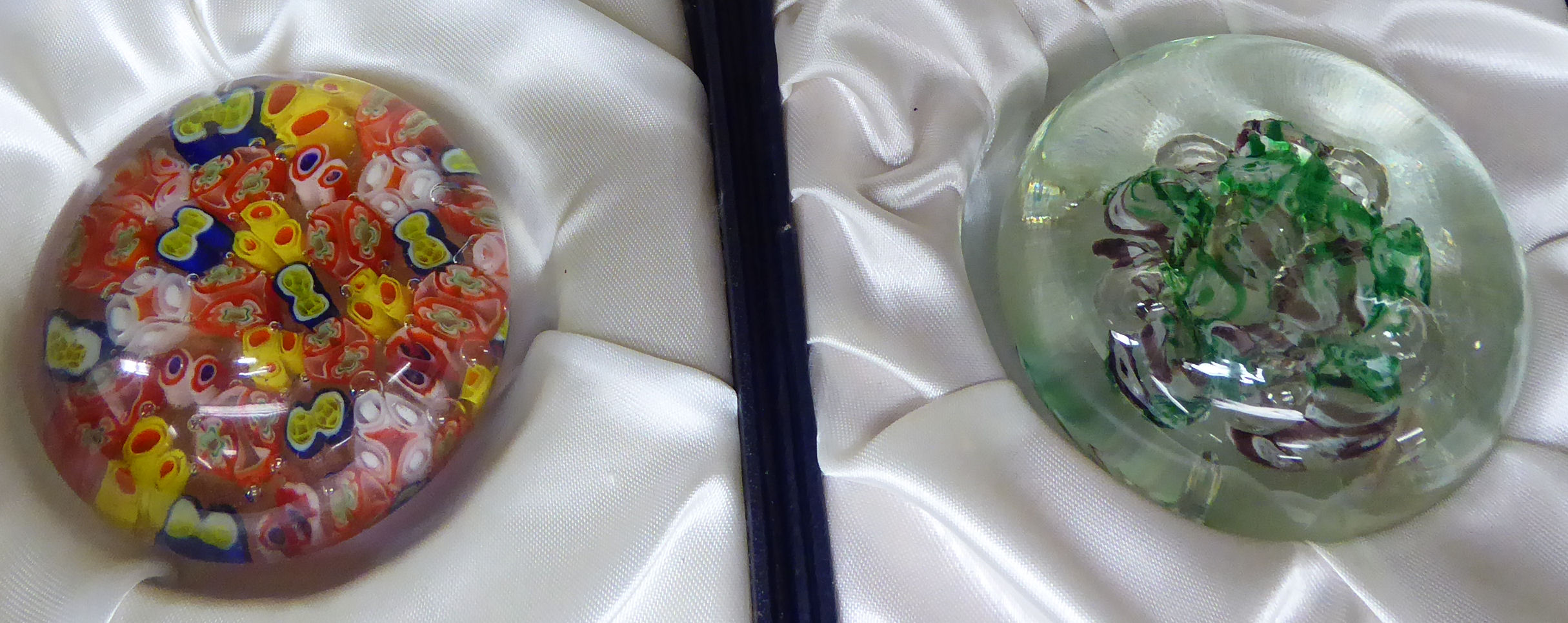 A Caithness Limited Edition 487/1000 glass paperweight,