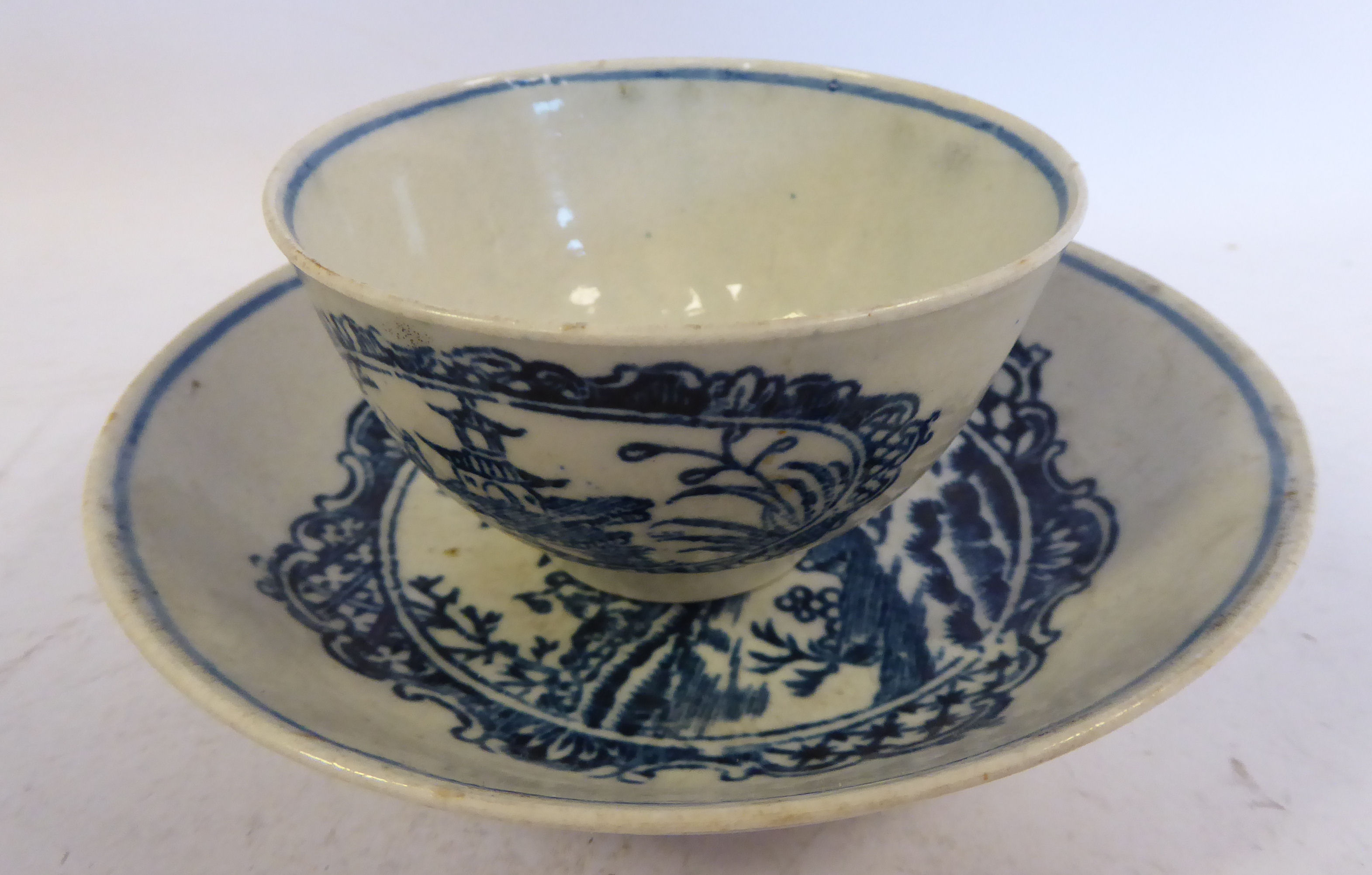 A late 18thC Liverpool (Peningtons) porcelain tea bowl and saucer, - Image 3 of 6