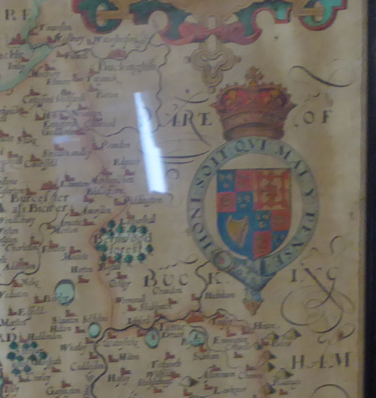 A 17thC edition of a Christopher Saxton map of Oxfordshire 11''sq framed HSR - Image 2 of 2