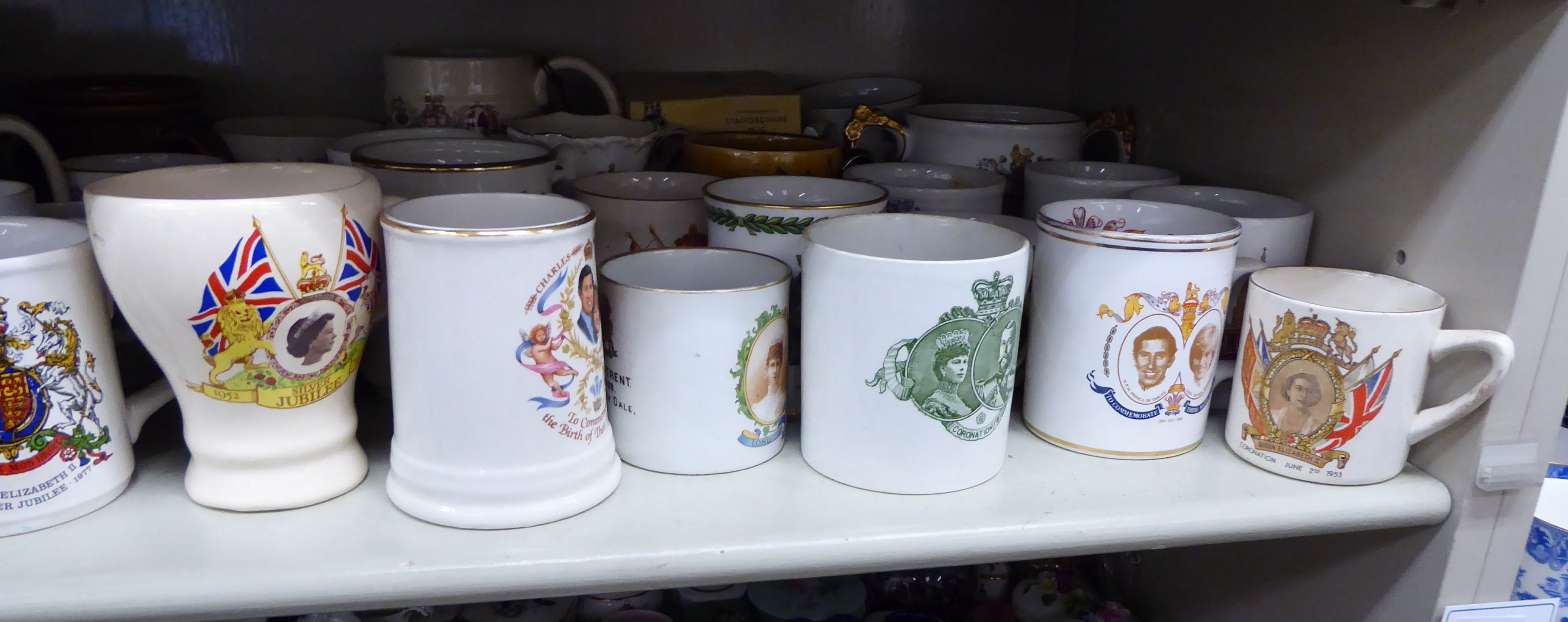 Commemorative ceramics: to include Queen Elizabeth II Silver Jubilee china mugs OS1 - Image 2 of 2