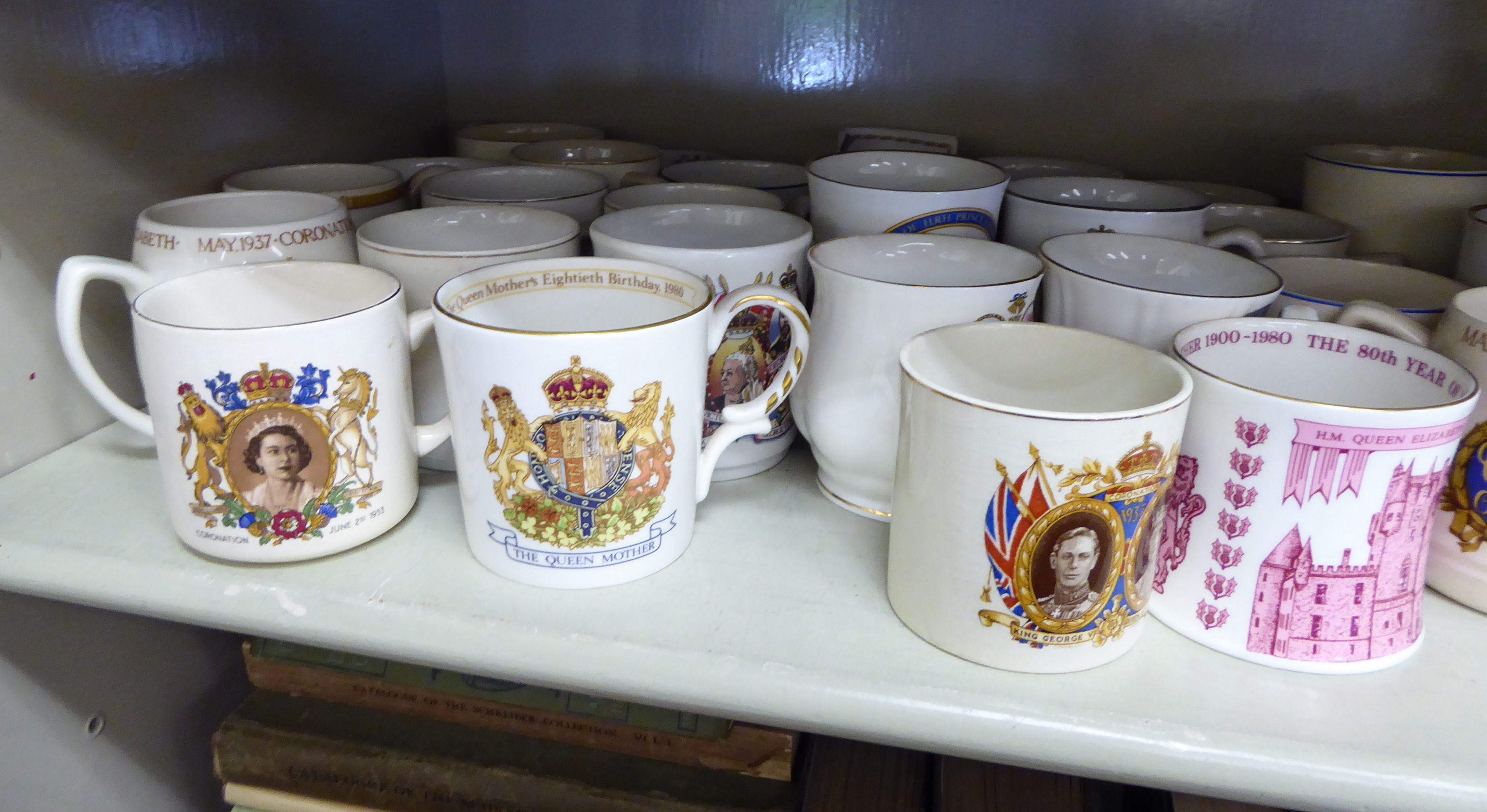 Commemorative ceramics: to include Queen Elizabeth II Silver Jubilee china mugs OS1