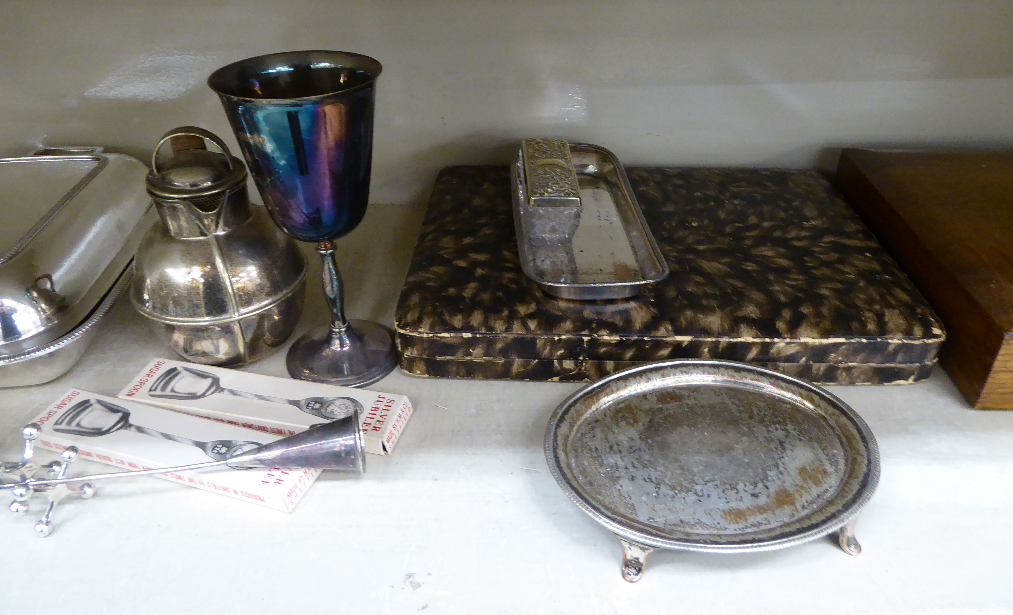 Silver plated tableware and collectables: to include a miniature four piece demi-reeded tea set, - Image 3 of 3