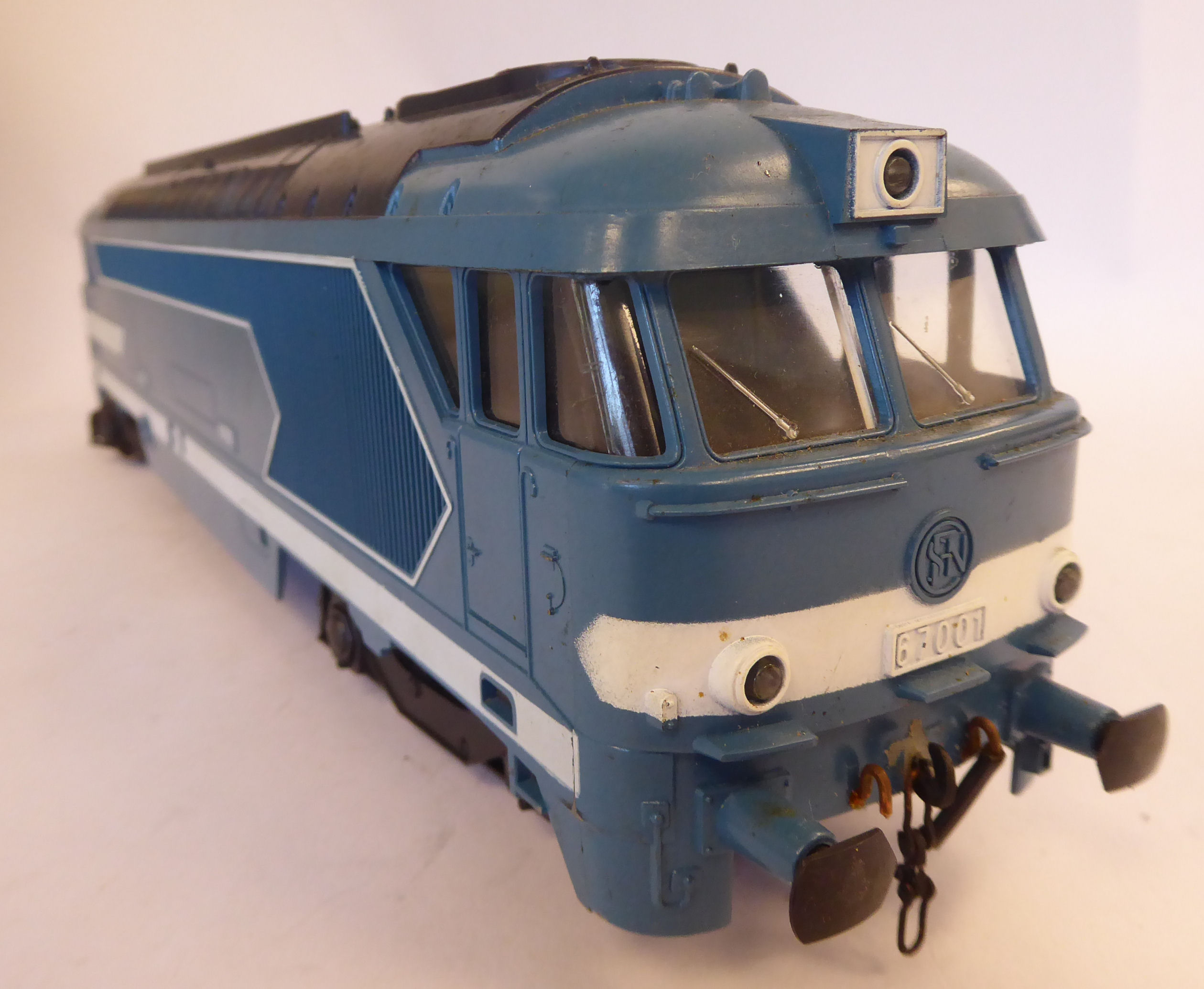 A Lima (Italy) 0 gauge moulded plastic electric model locomotive, - Image 3 of 8