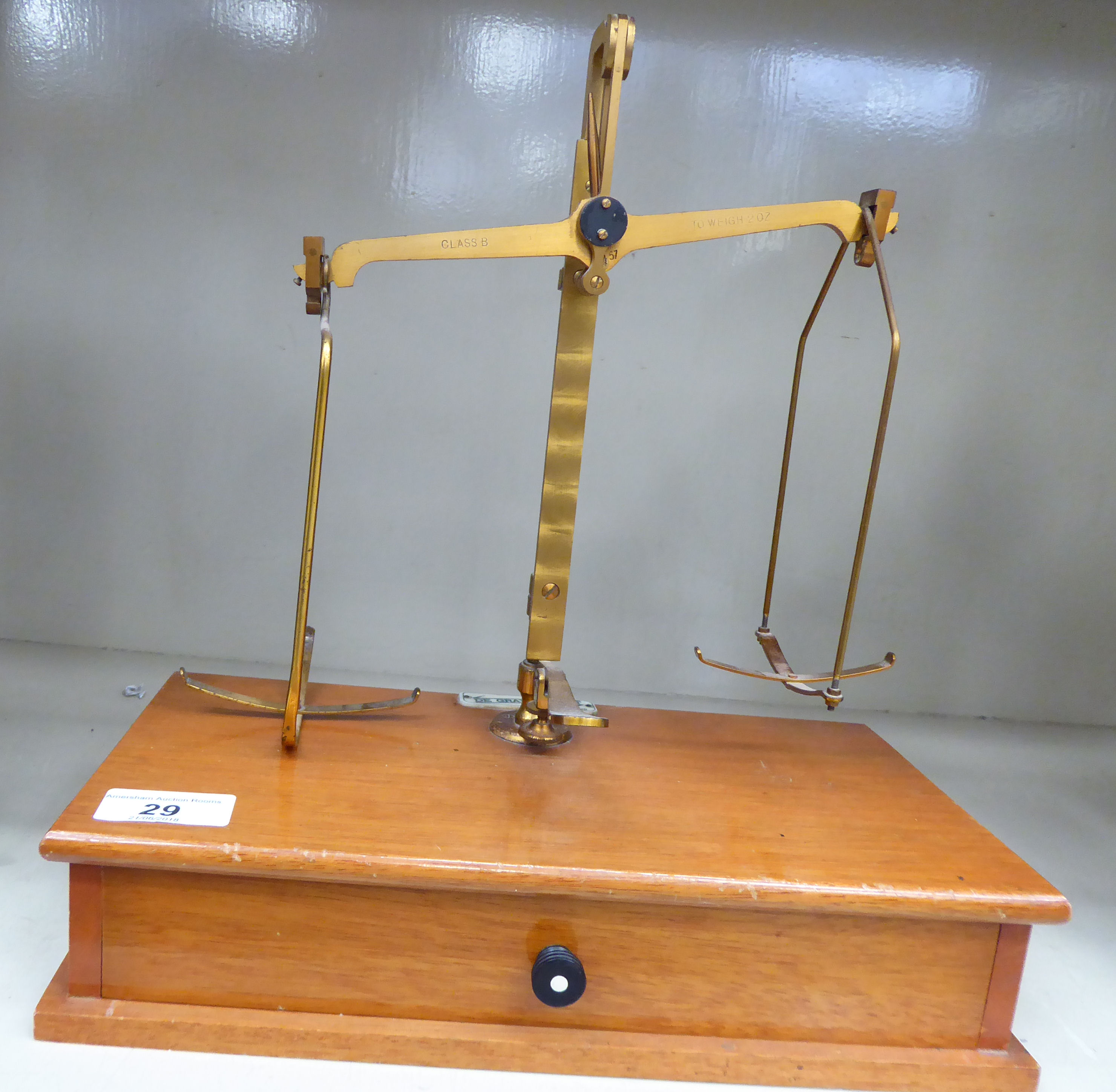 Early 20thC De Grave Short, balance scales with a treadle action,