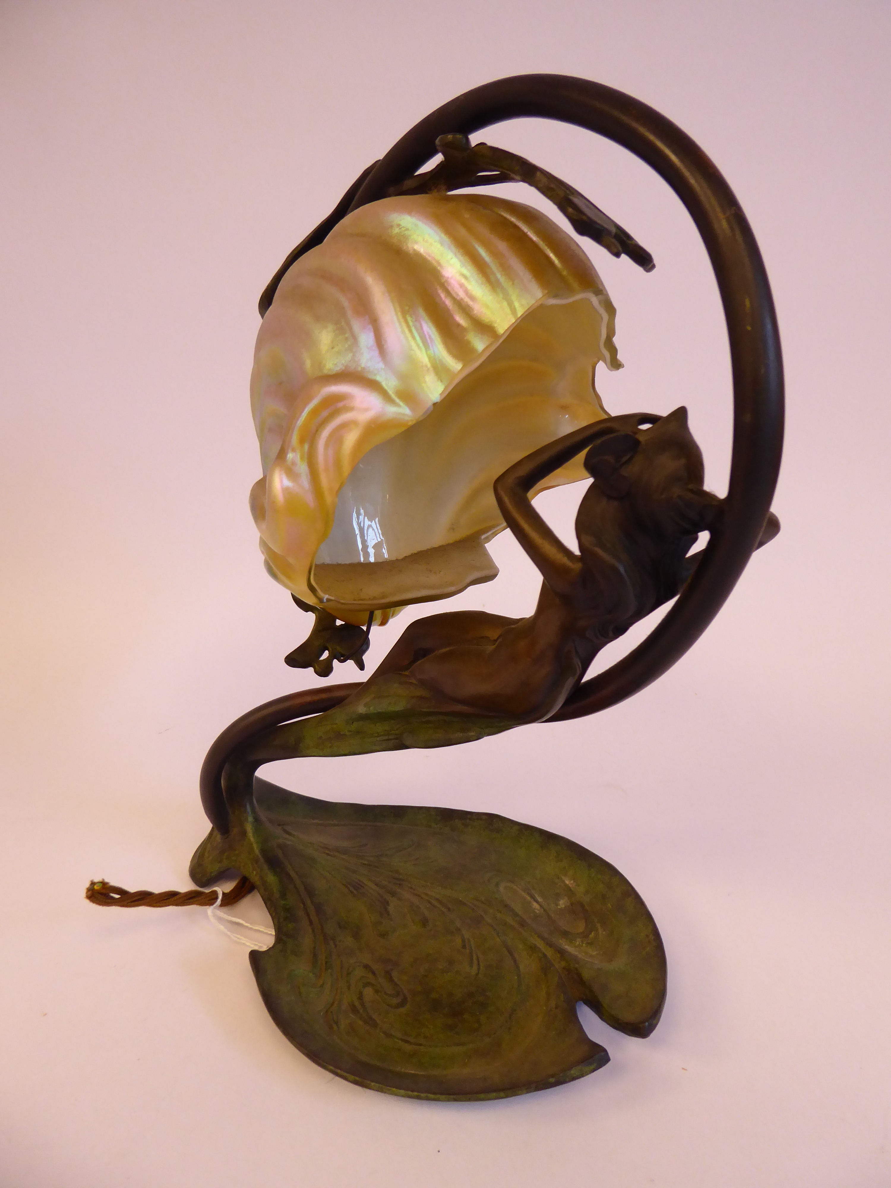 A late 19thC C Bonneford French Art Nouveau cast and part patinated green bronze table lamp, - Image 4 of 5