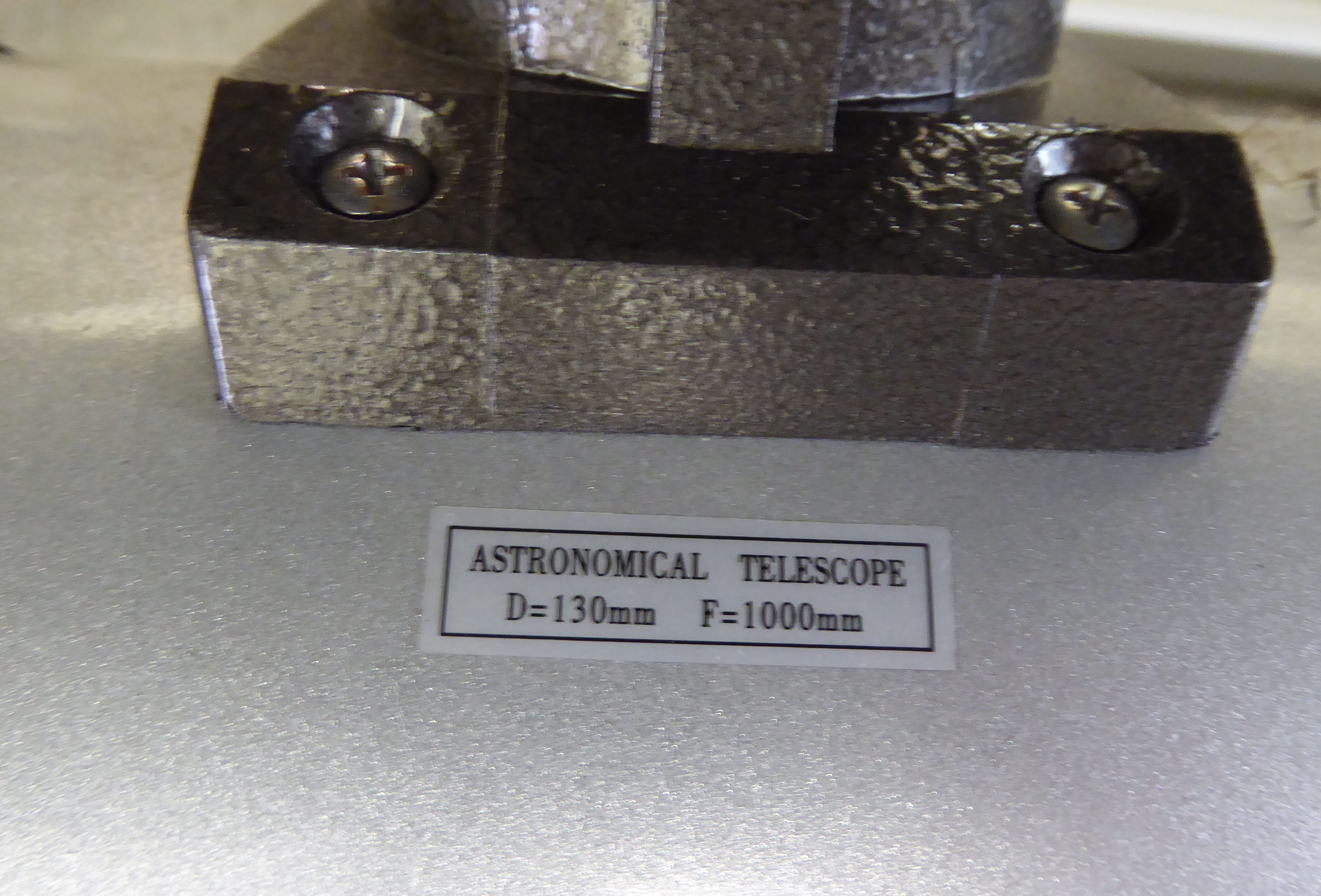 An Aspen bi-coloured silvered steel cased astronomical telescope (D=130mm F=1000mm) on an aluminium - Image 4 of 4