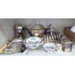 Silver plated tableware: to include a coddler,