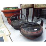 20thC Oriental collectables: to include a mid 20thC Japanese black lacquered food container,