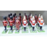 Britains diecast lead model soldiers: to include Beefeaters OS5