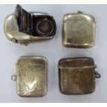 Four similar silver and silver plated vesta/sovereign cases mixed marks 11