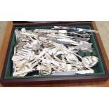 Walker & Hall silver plated and stainless steel Kings pattern cutlery and flatware,