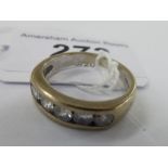 An 18ct gold ring,