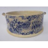 A mid 19thC pearlware bowl,