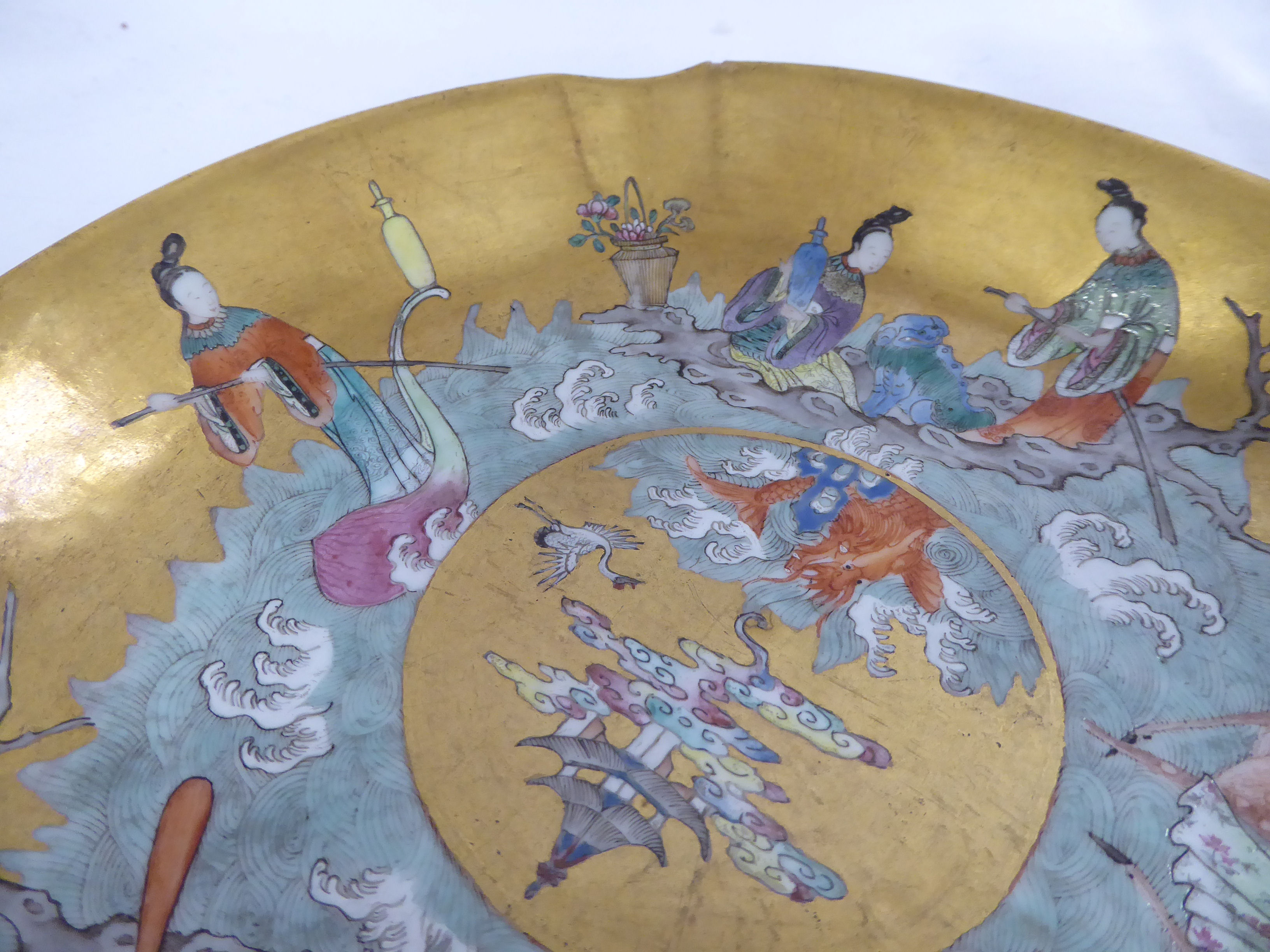 A Chinese Jiaqing period porcelain bowl, decorated with figures amongst crashing waves, - Image 4 of 14