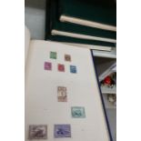 Uncollated postage stamps: to include Victorian and later Commonwealth,