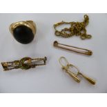 Gold coloured metal items of personal ornament: to include a 9ct gold wedding ring;