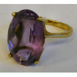 A 9ct gold dress ring,