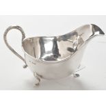 A George V silver sauce boat, by Walker & Hall, Sheffield 1932,