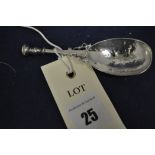 A silver caddy spoon by Asher Solovitch, London 1925, with hand hammered bulb and seal finial.